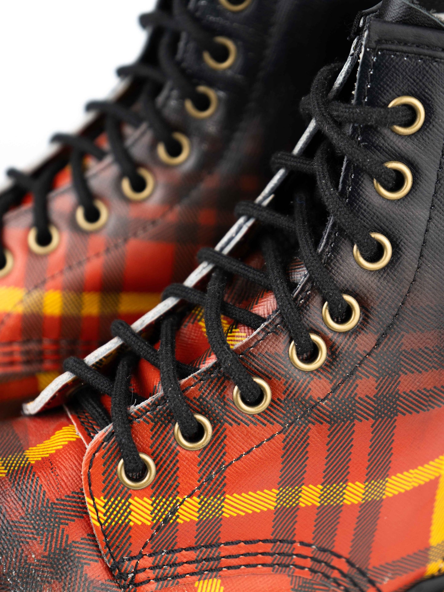 Dr. Martens 1460 Macmarten Tartan