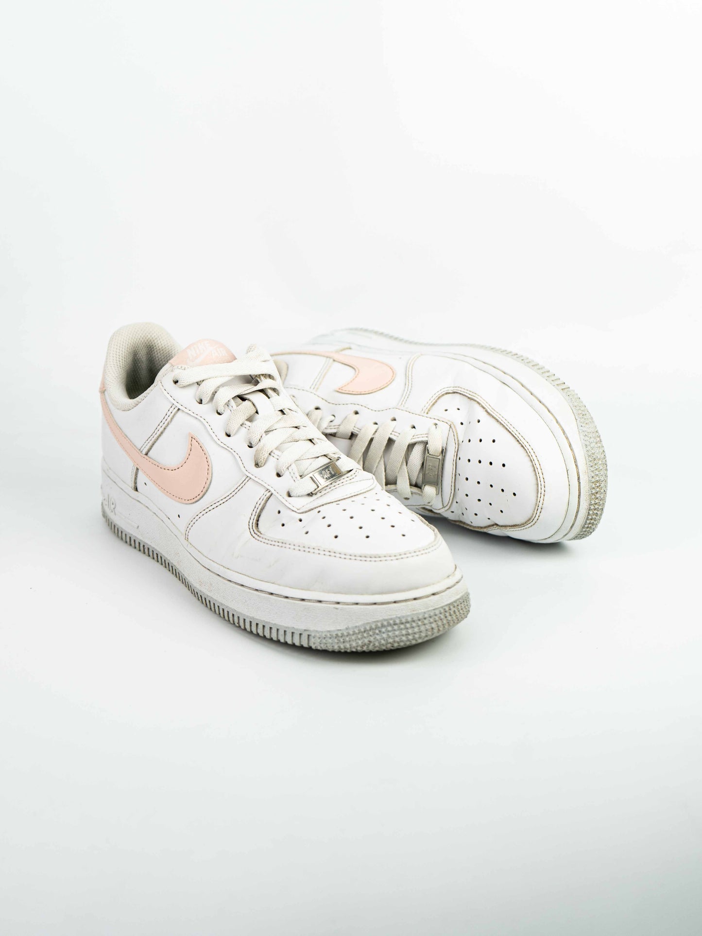 Nike Air Force 1 Low Peach Swoosh