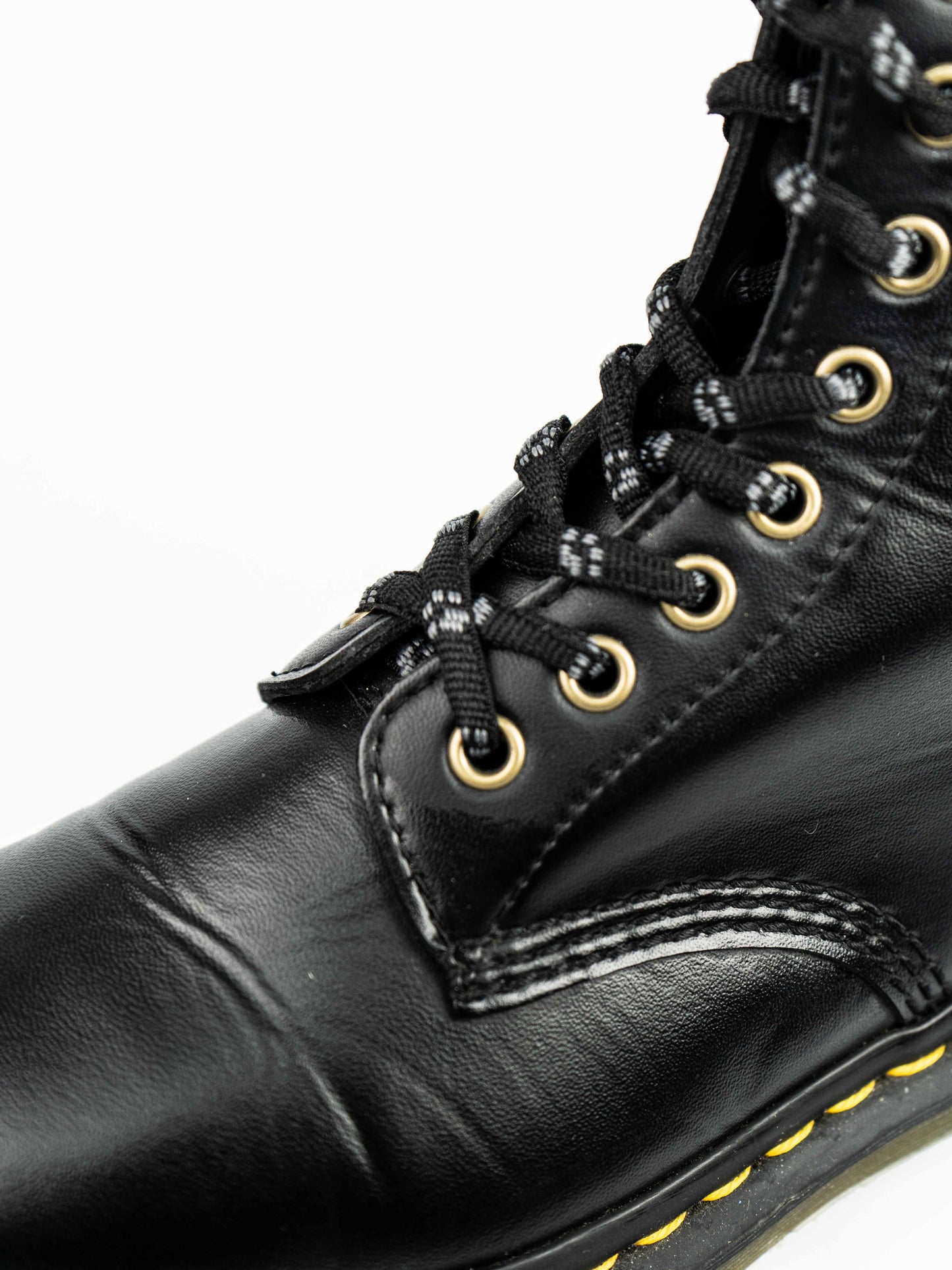 Dr. Martens 1460 Vegan Black