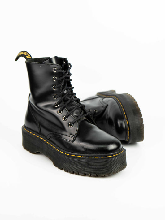 Dr. Martens Jadon Smooth Black