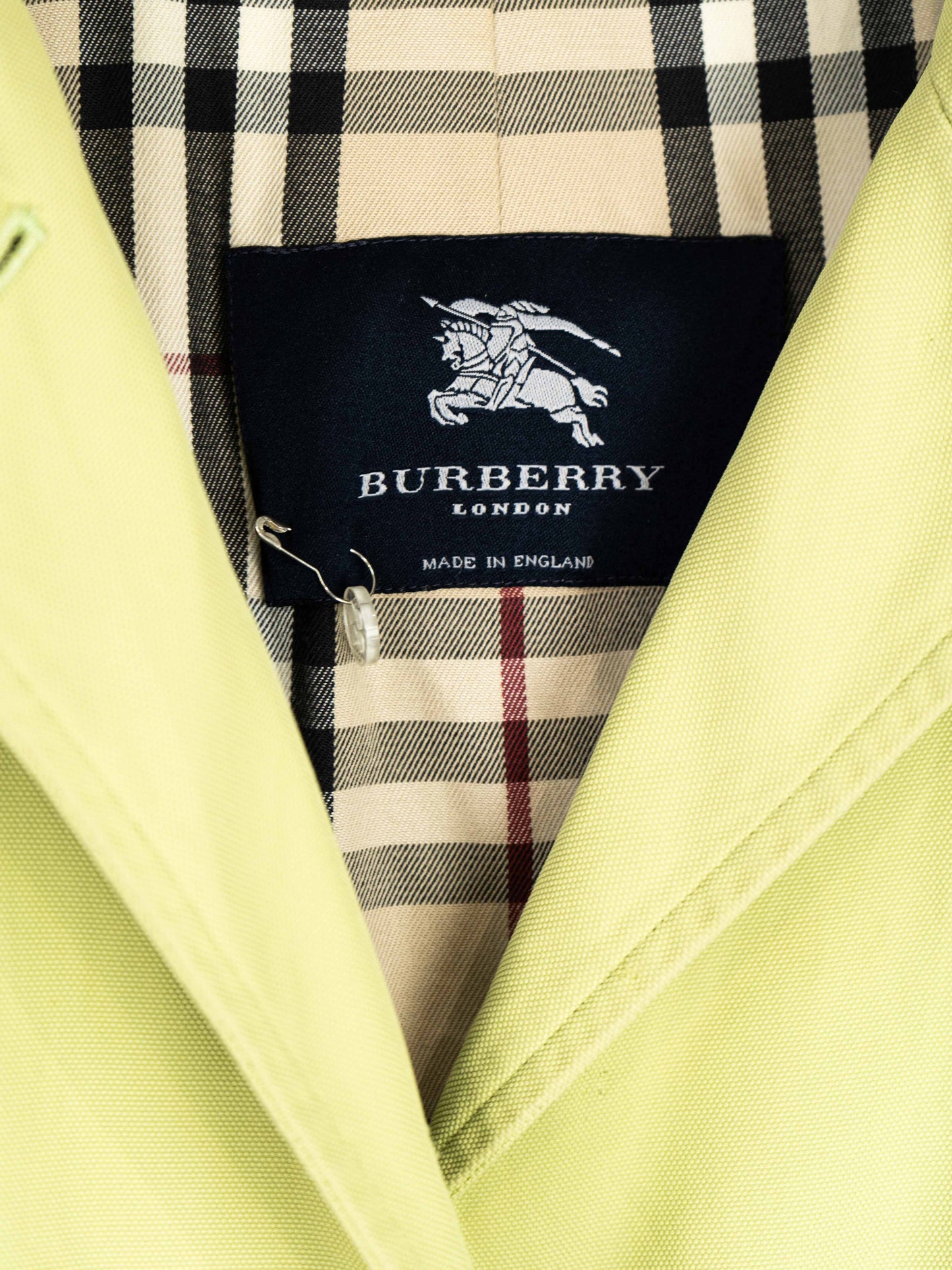 Зелений тренч Burberry