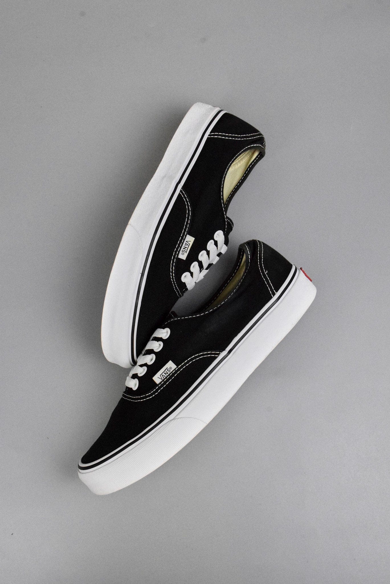 Vans Authentic Black Canvas