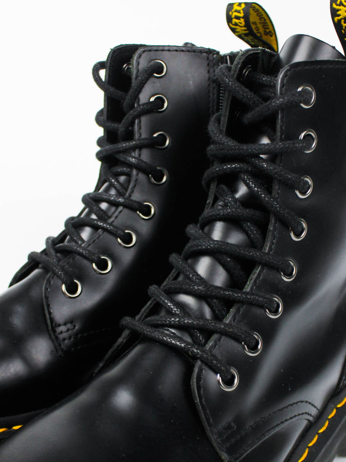 Dr. Martens Jadon Black