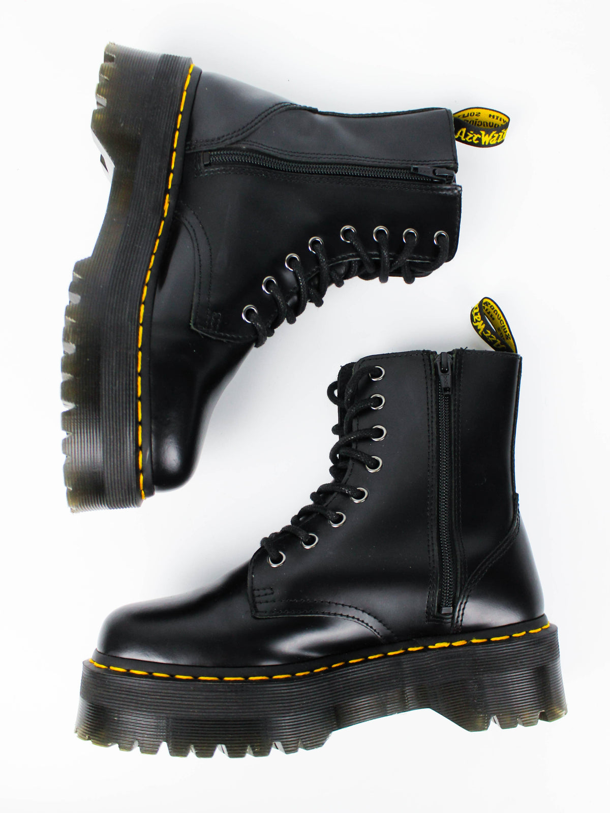 Dr. Martens Jadon Black