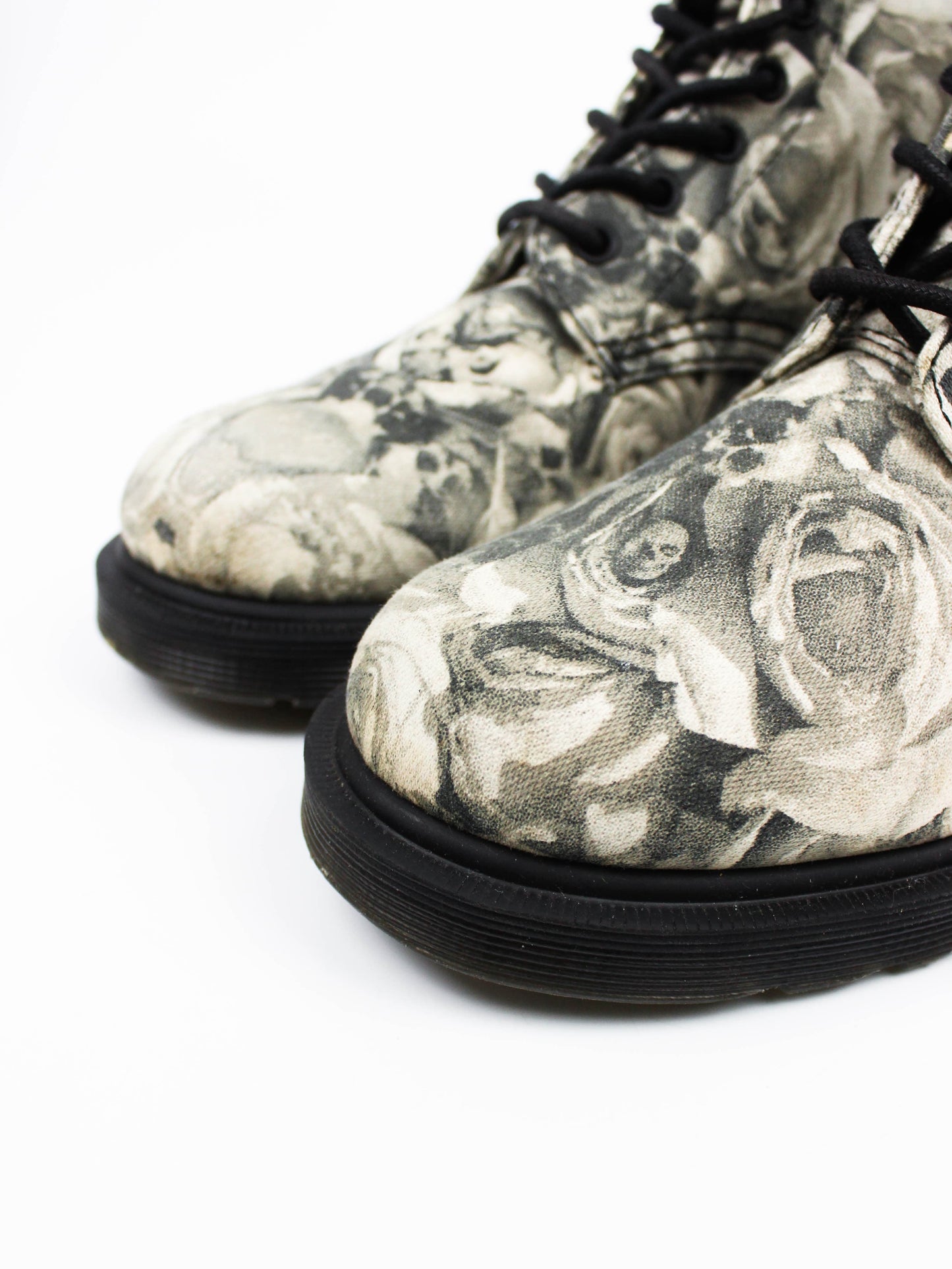Dr. Martens 1460 Beckett Roses&Skuls