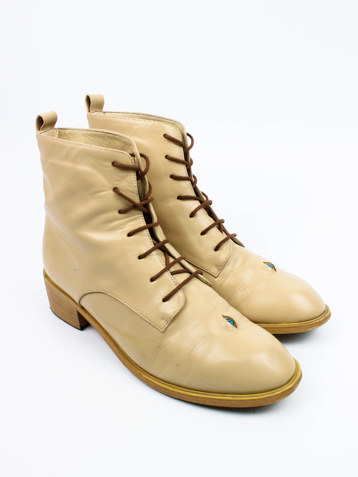 Vintage Cream Leather Boots with Eye Detail