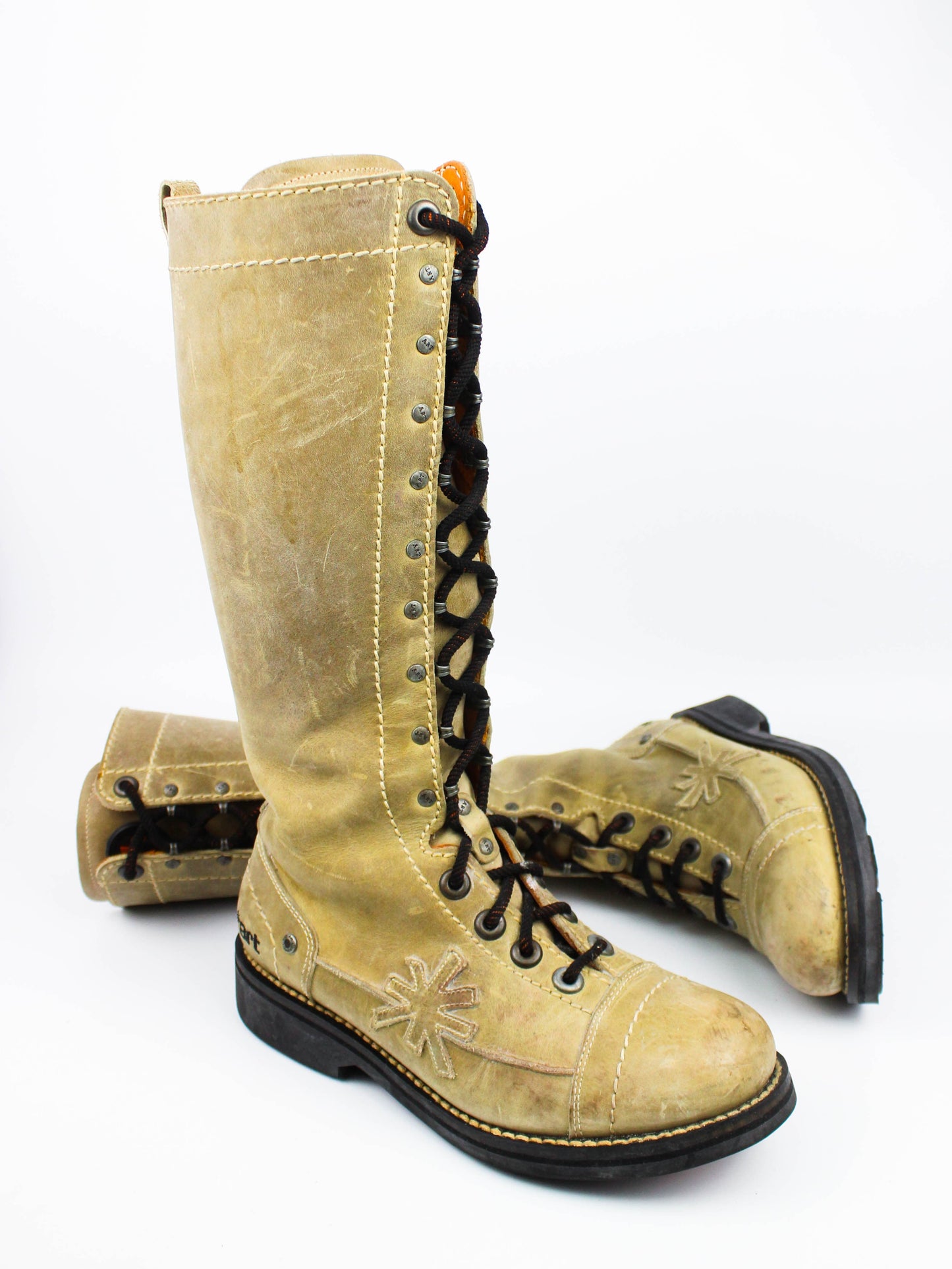 The Art Company Beige Combat Boots
