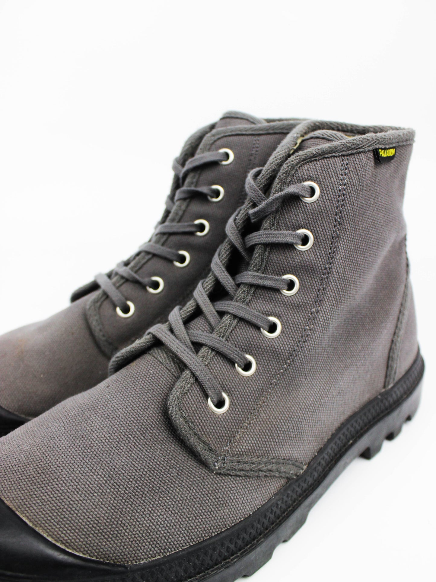 Palladium Pampa Hi Grey