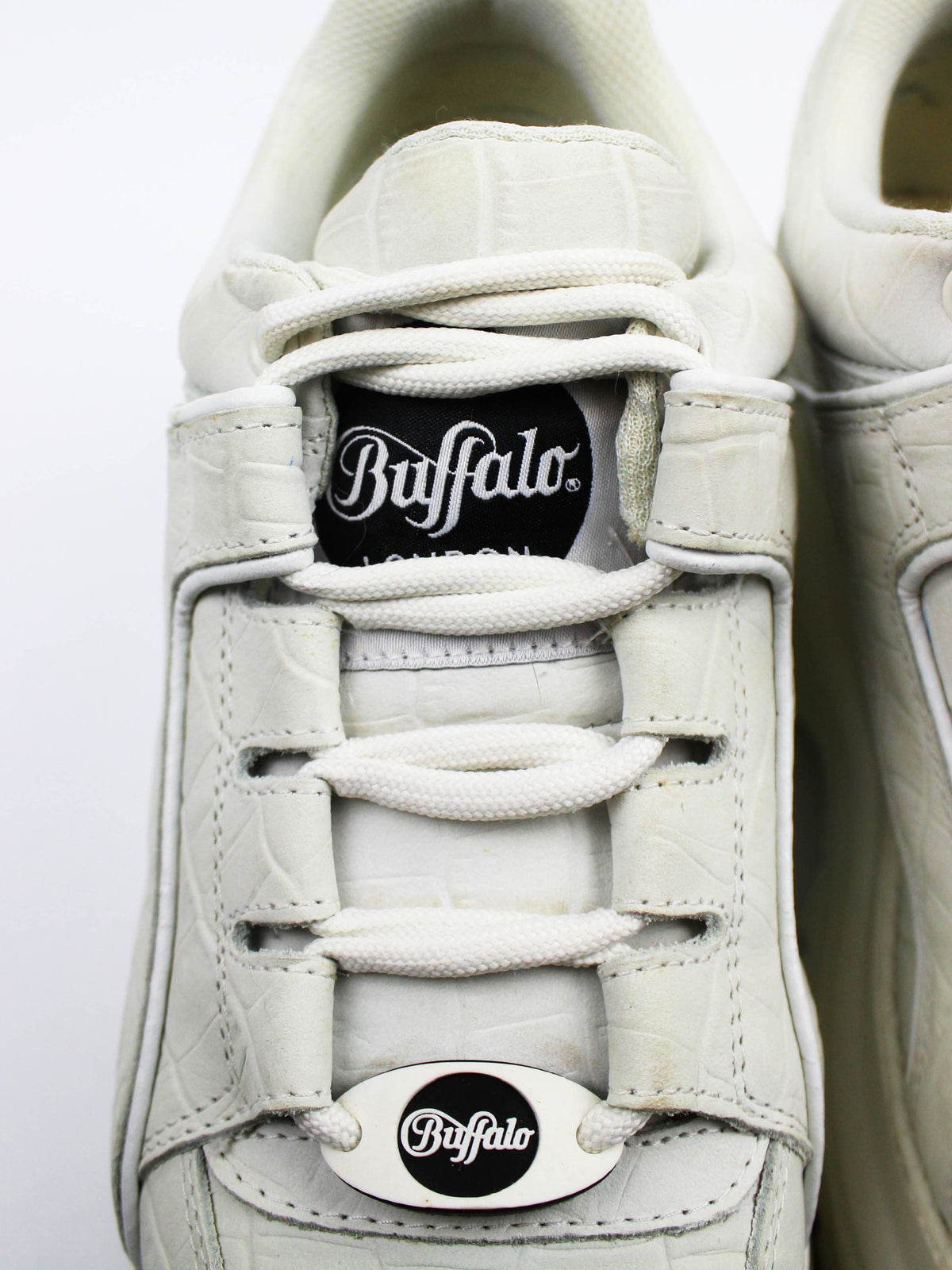 Buffalo Classic White Embossed Leather