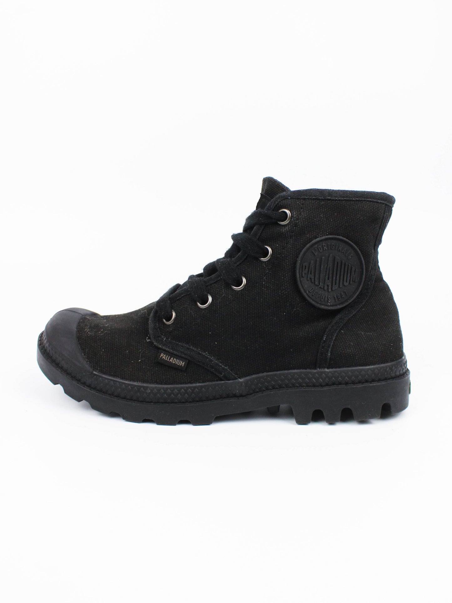 Palladium Pampa Hi Black