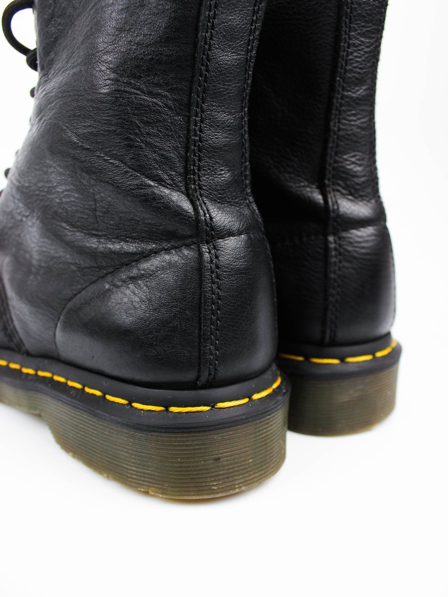 Dr. Martens 1460 Pascal Virginia