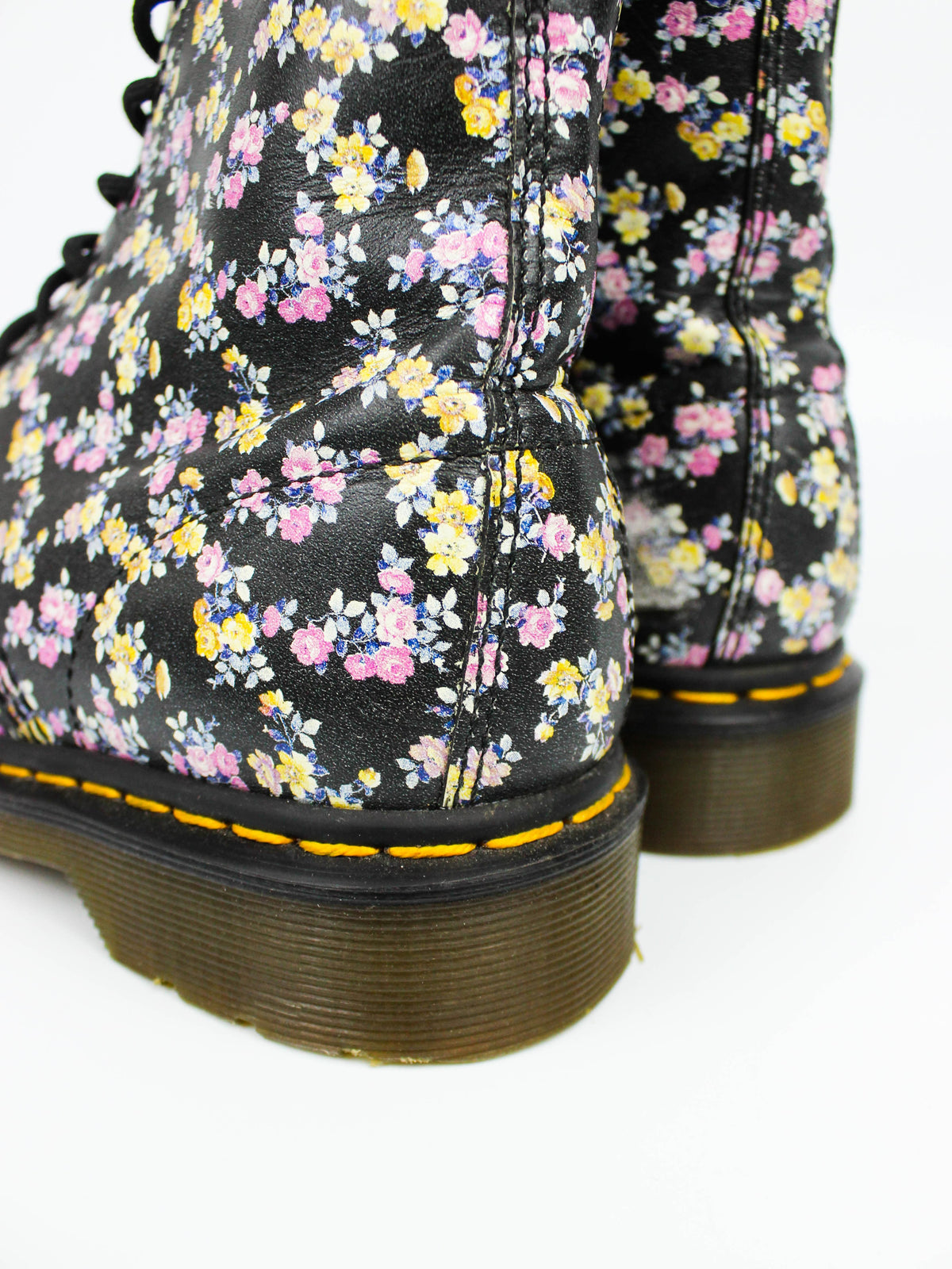 Dr. Martens 1460 Floral Print