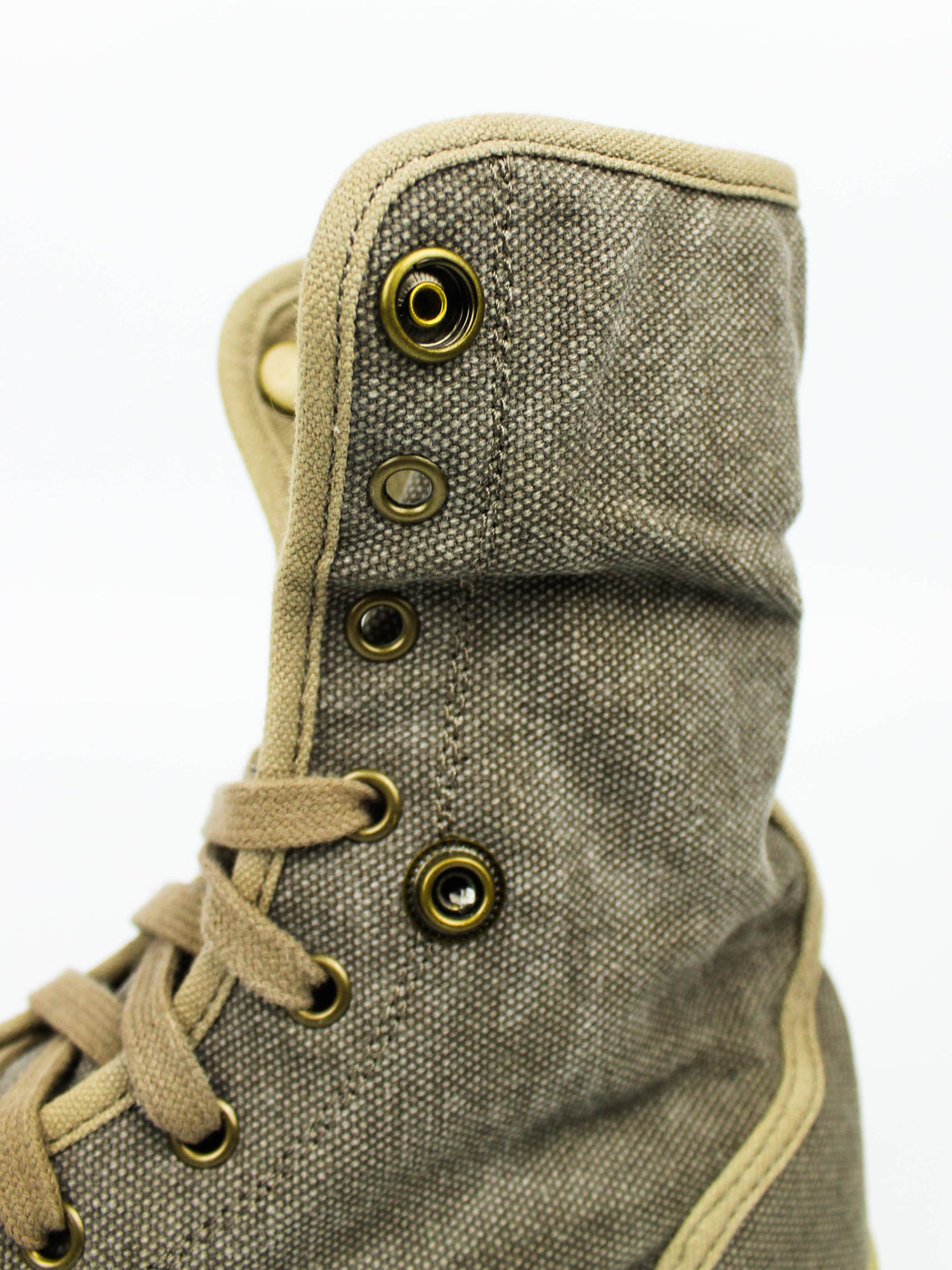 Palladium Pampa Hi Brown