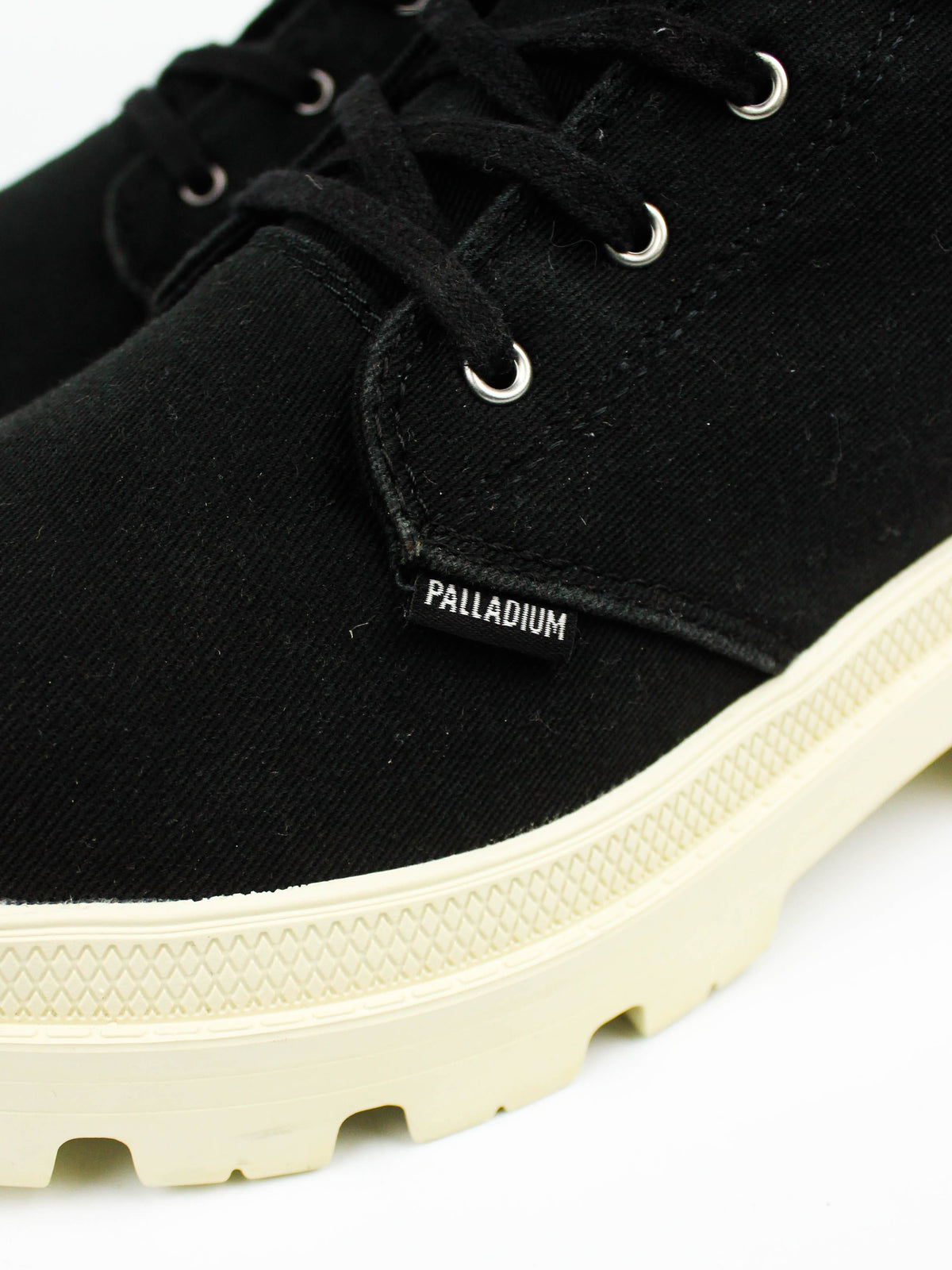 Palladium Pampa Hi Metal Black