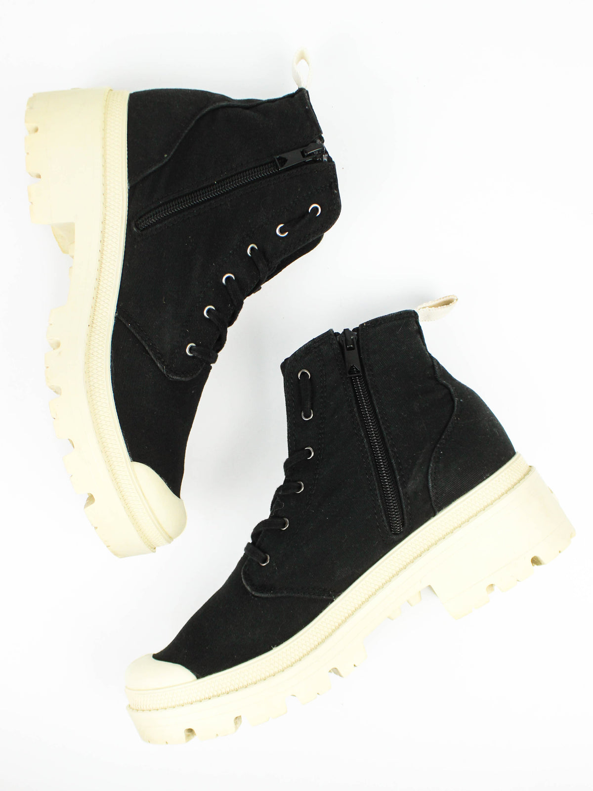 Palladium Pampa Hi Metal Black