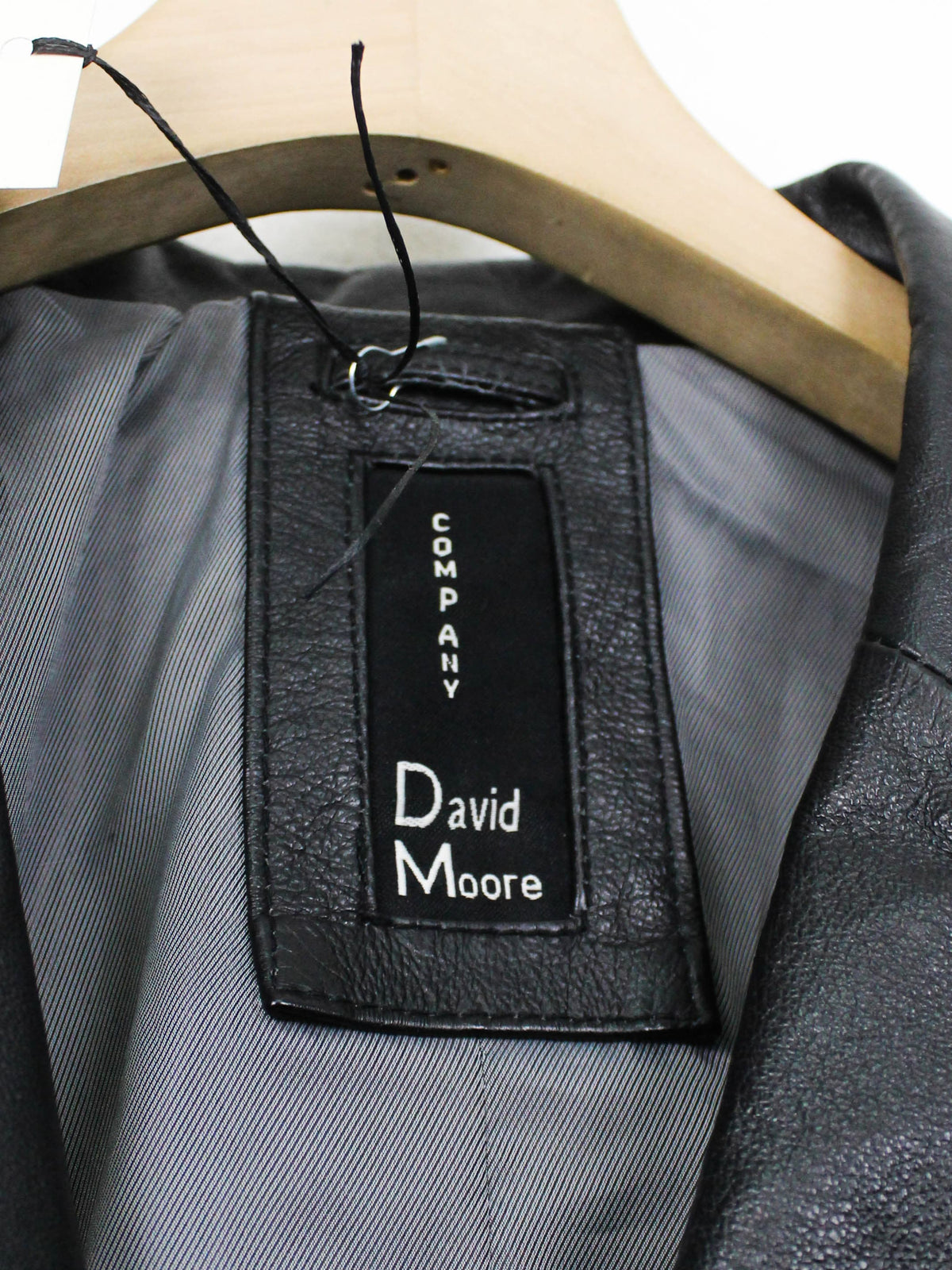 Чорне шкіряне пальто David Moore