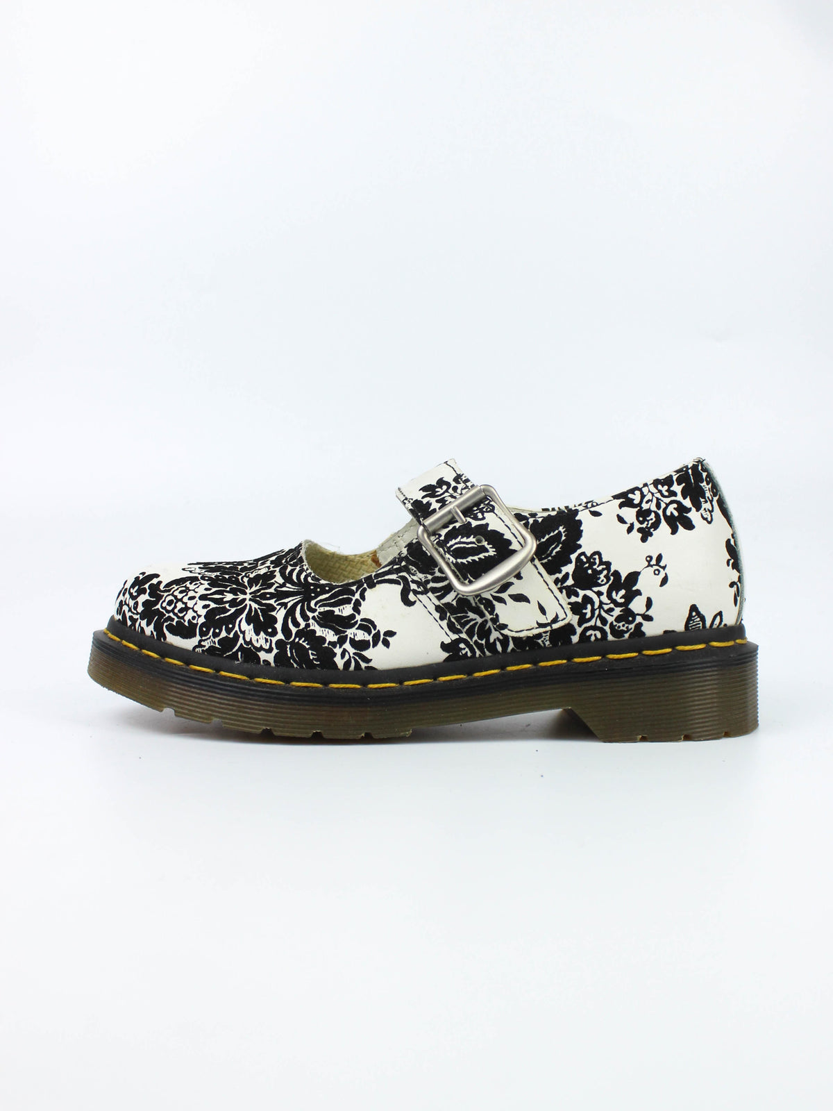 Dr. Martens Mary Jane 5026