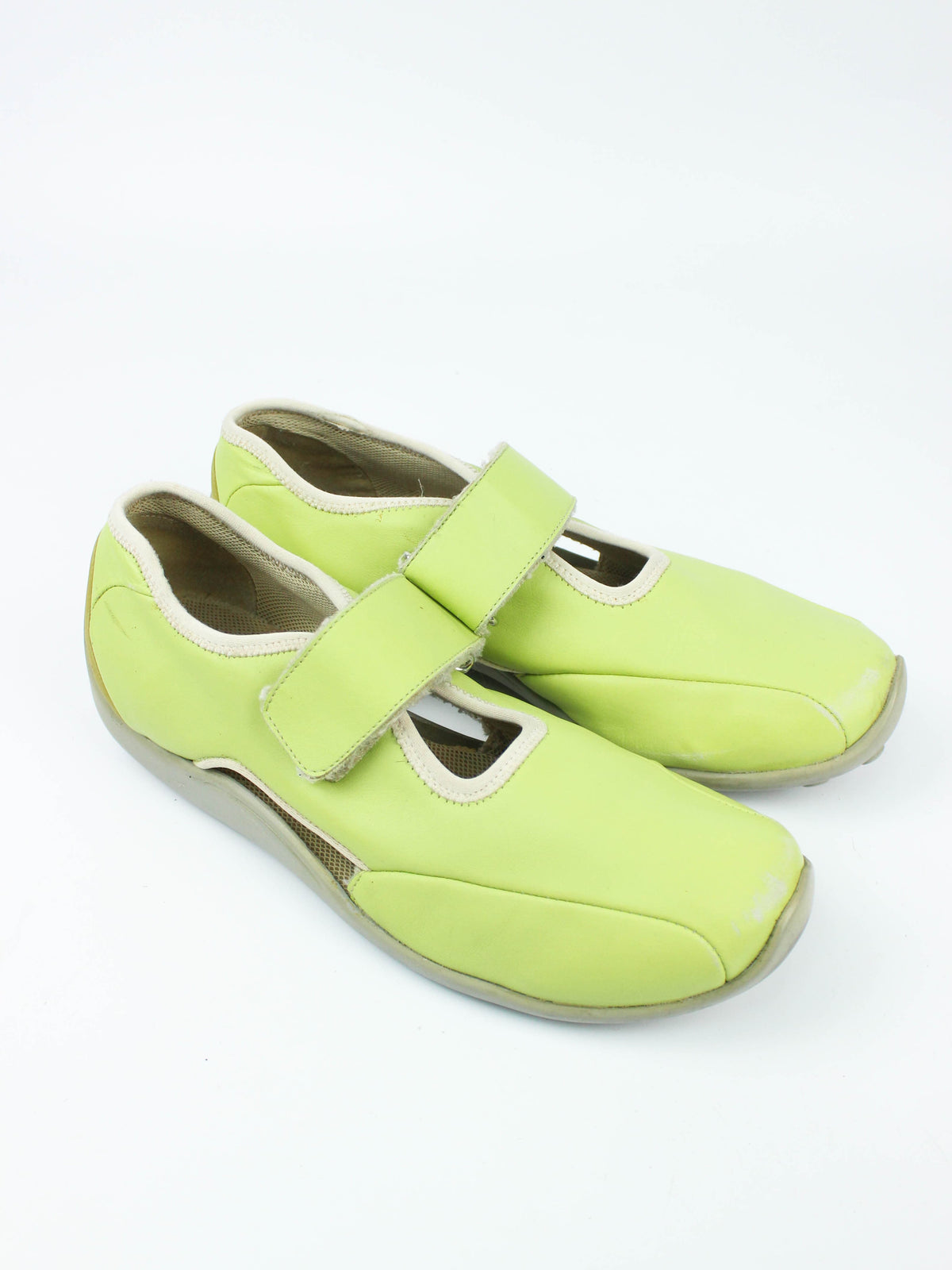 Vintage Green Ballet Sneakers