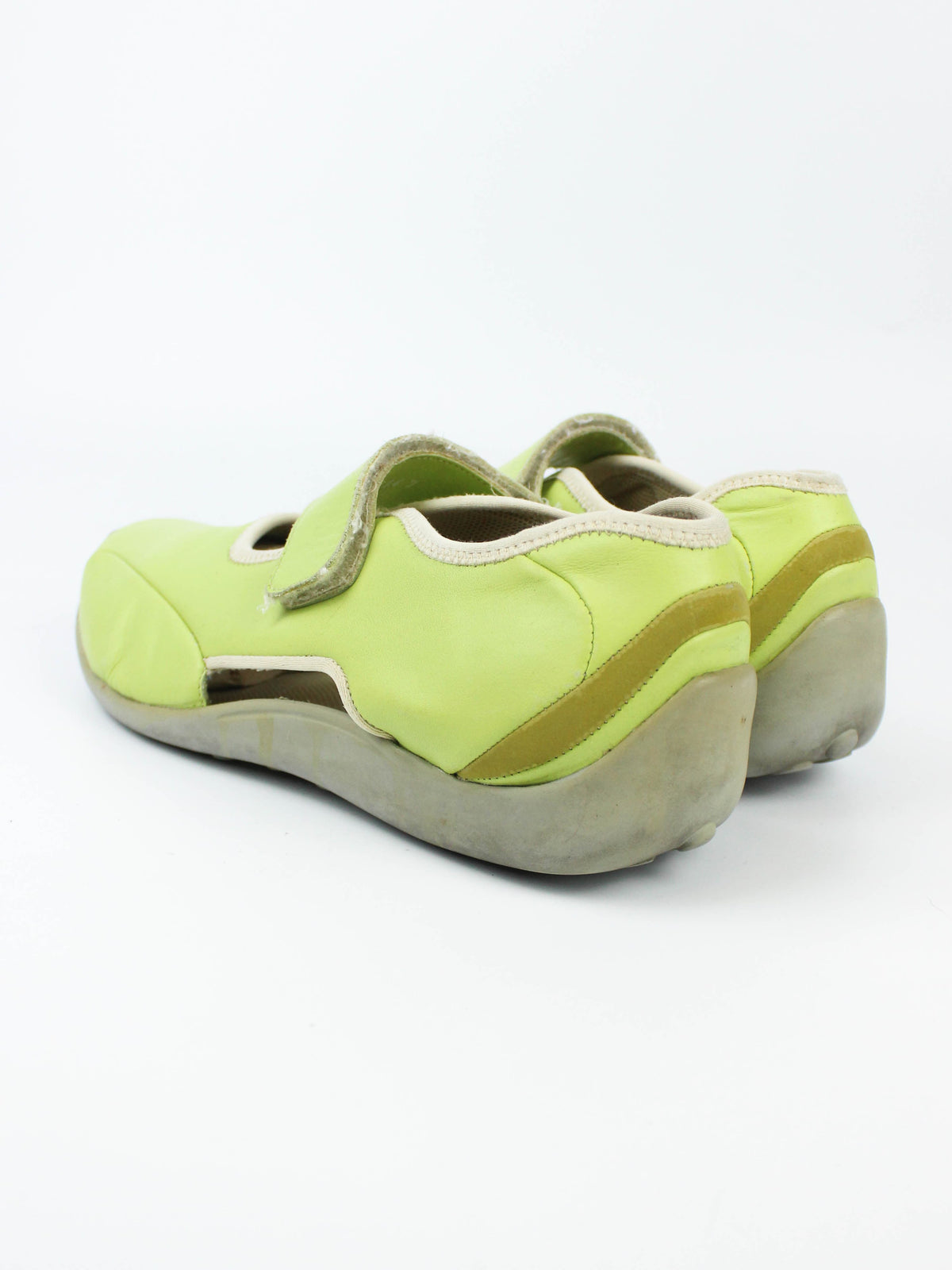 Vintage Green Ballet Sneakers