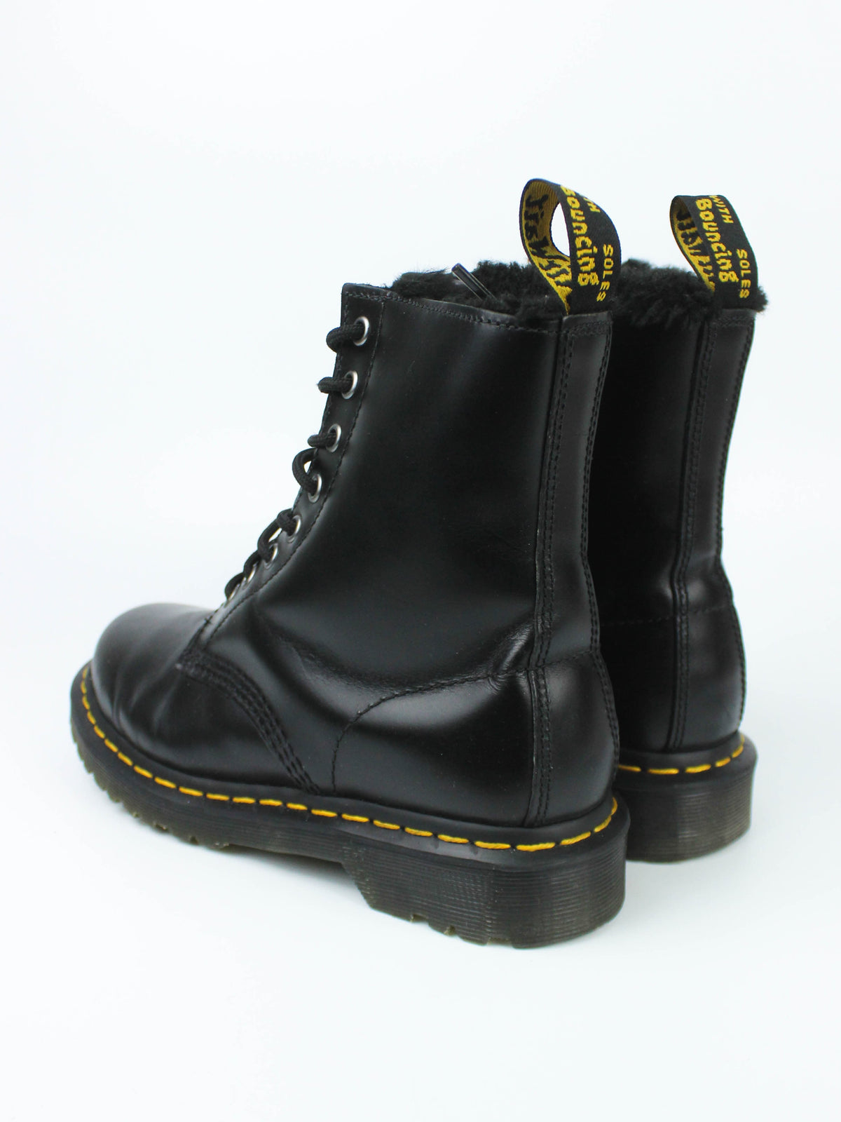 Dr. Martens 1460 Serena