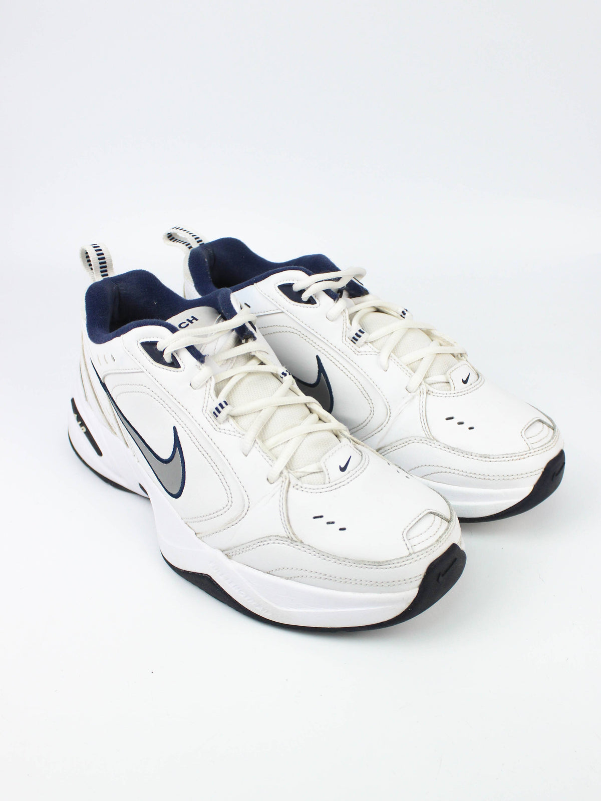Nike Air Monarch IV