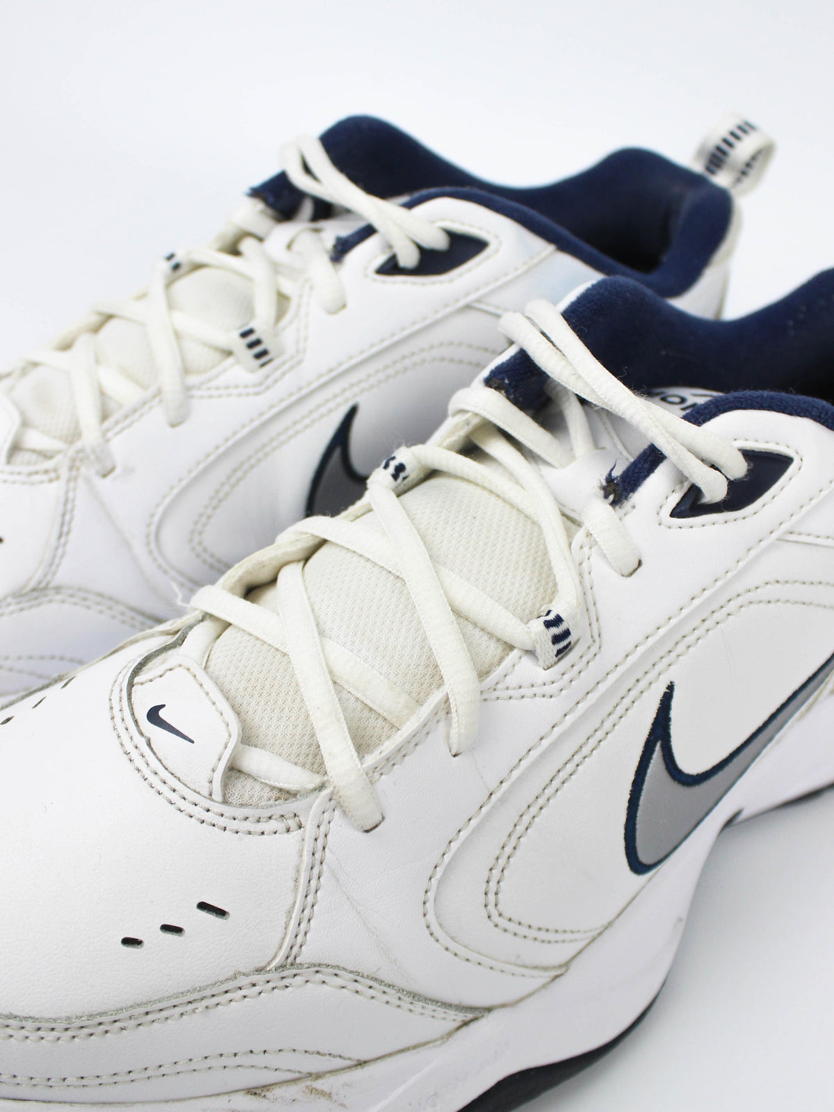 Nike Air Monarch IV