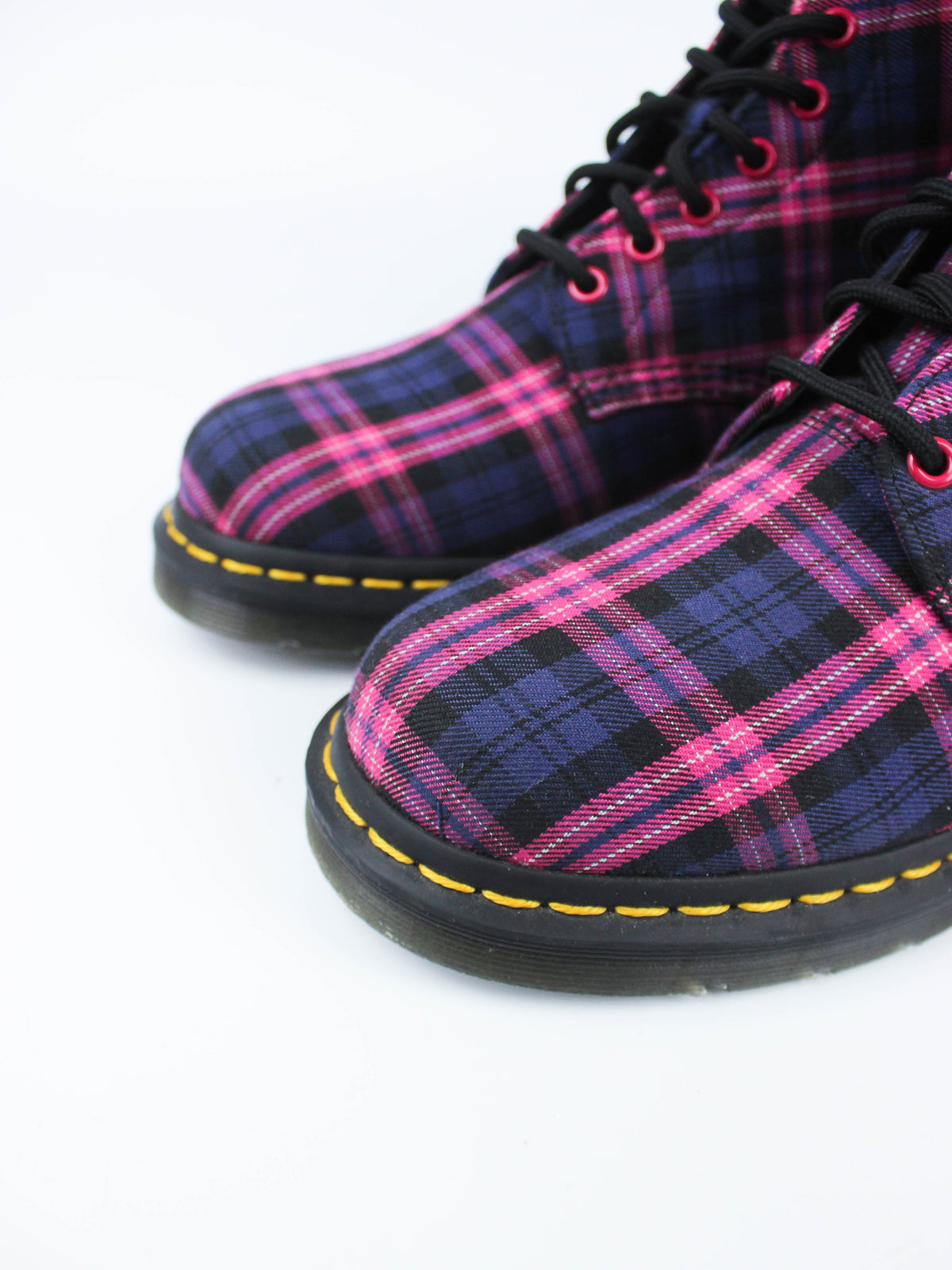Dr. Martens 1460 Tartan Plaid