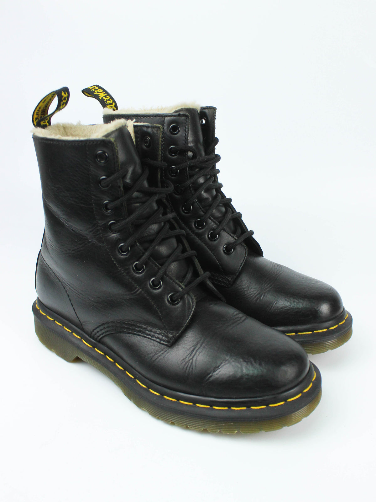 Dr. Martens 1460 Serena