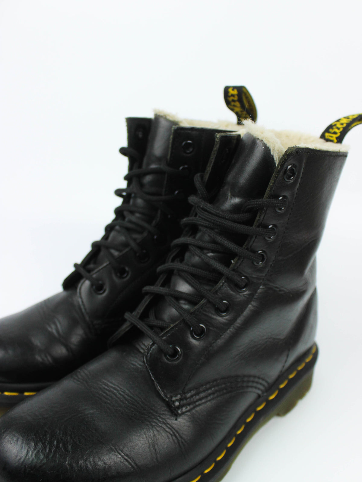 Dr. Martens 1460 Serena