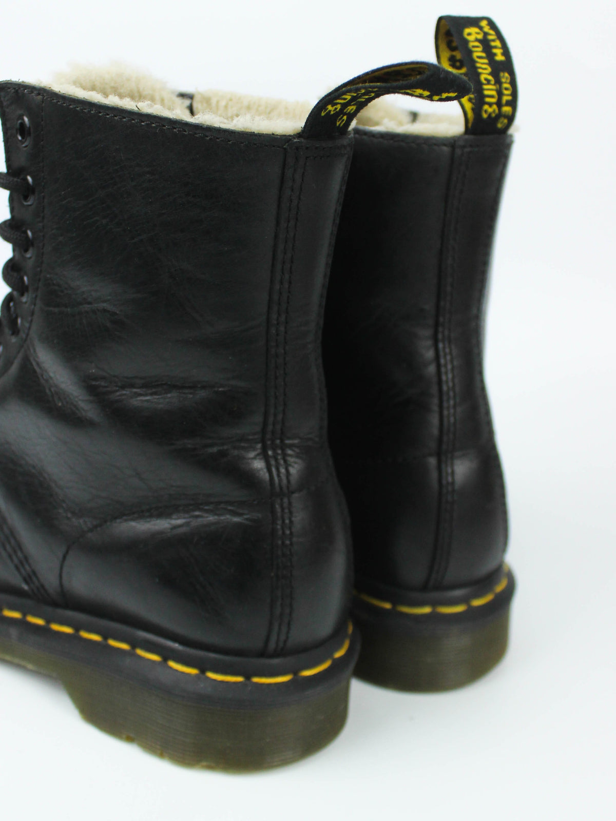 Dr. Martens 1460 Serena
