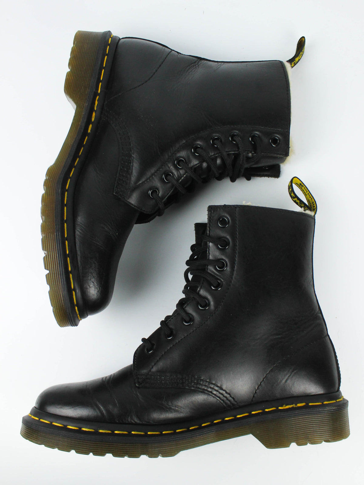 Dr. Martens 1460 Serena
