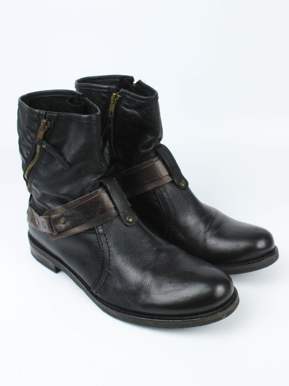 Buffalo Black Leather Buckle Strap Ankle Boots