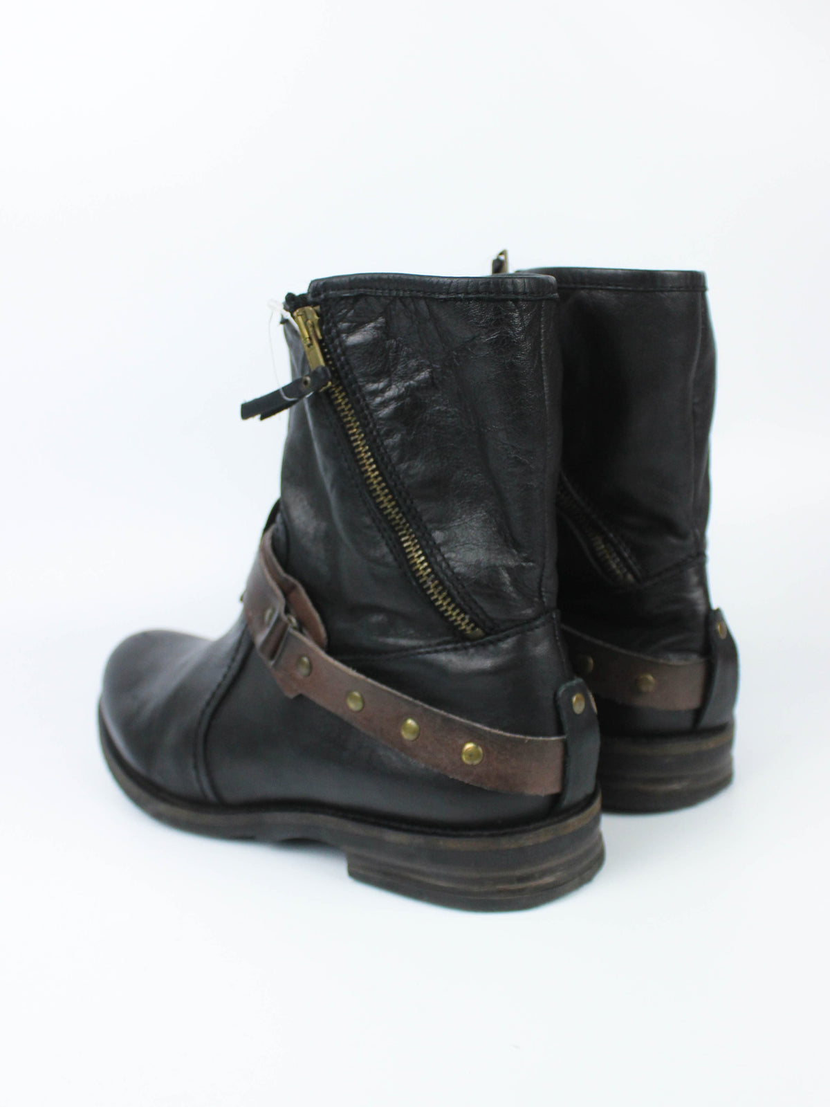 Buffalo Black Leather Buckle Strap Ankle Boots
