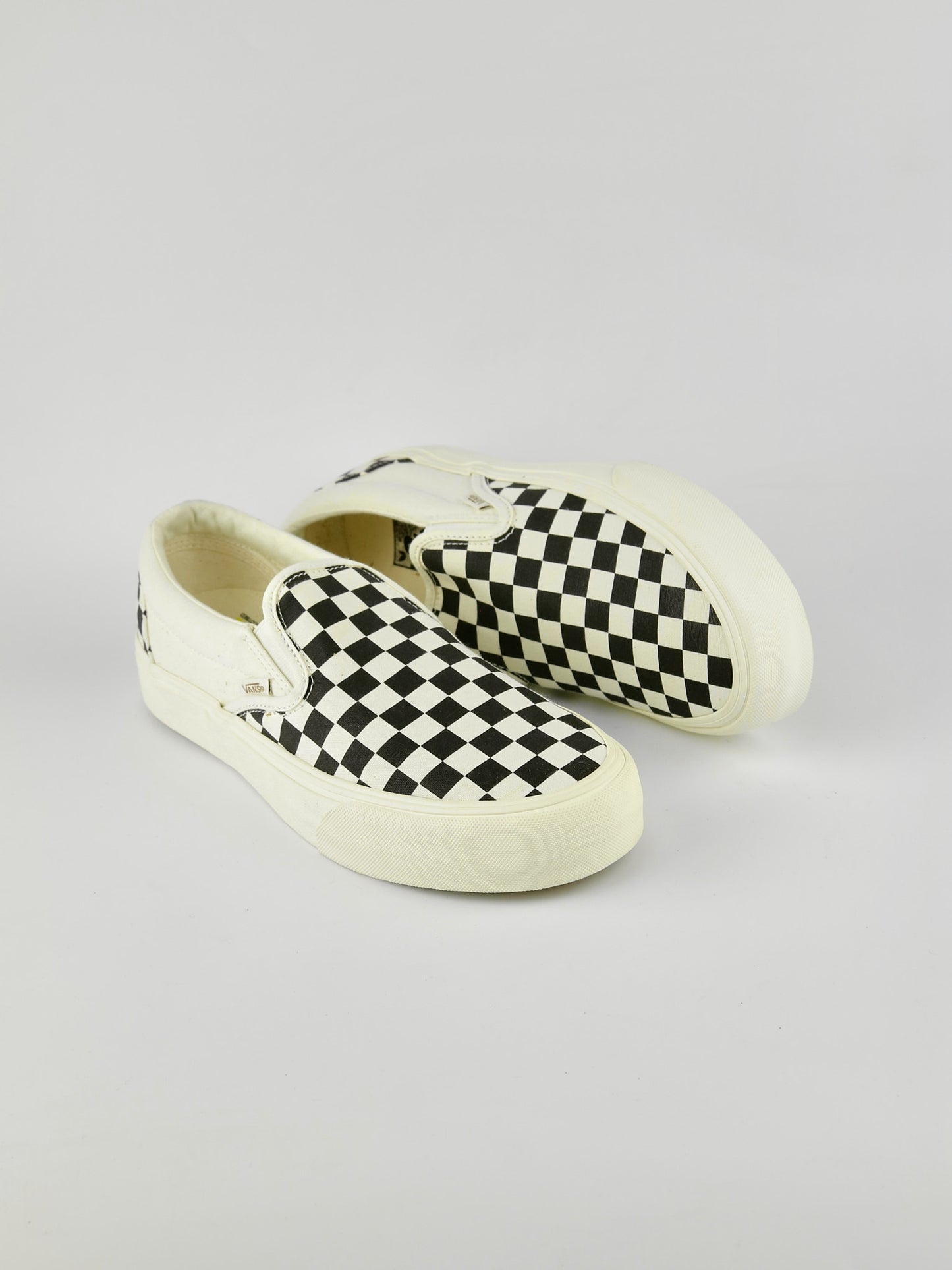 Vans Slip-on Checkerboard Tapered White VR3