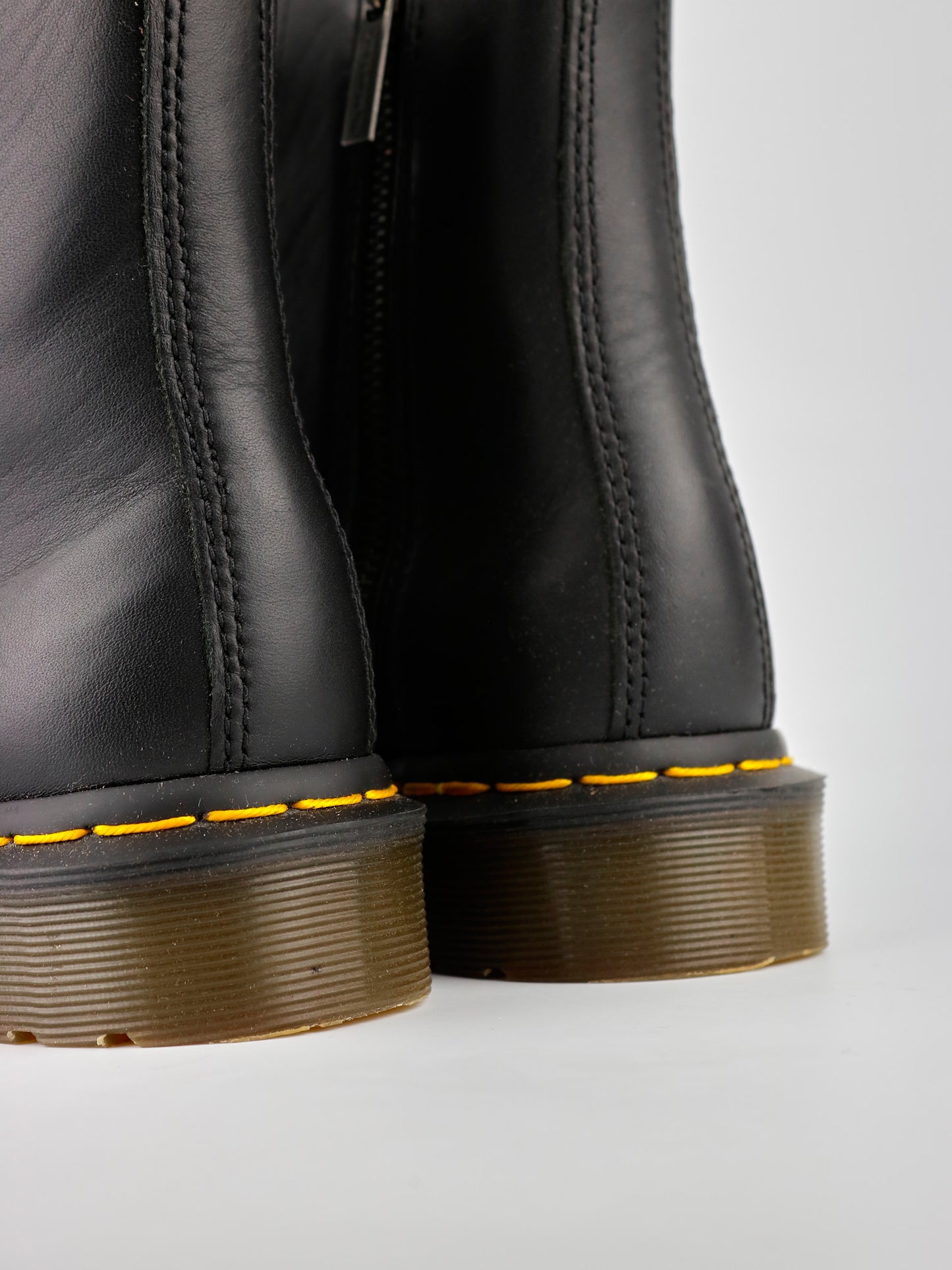 Dr. Martens 1460 Pascal Front Zip Smooth