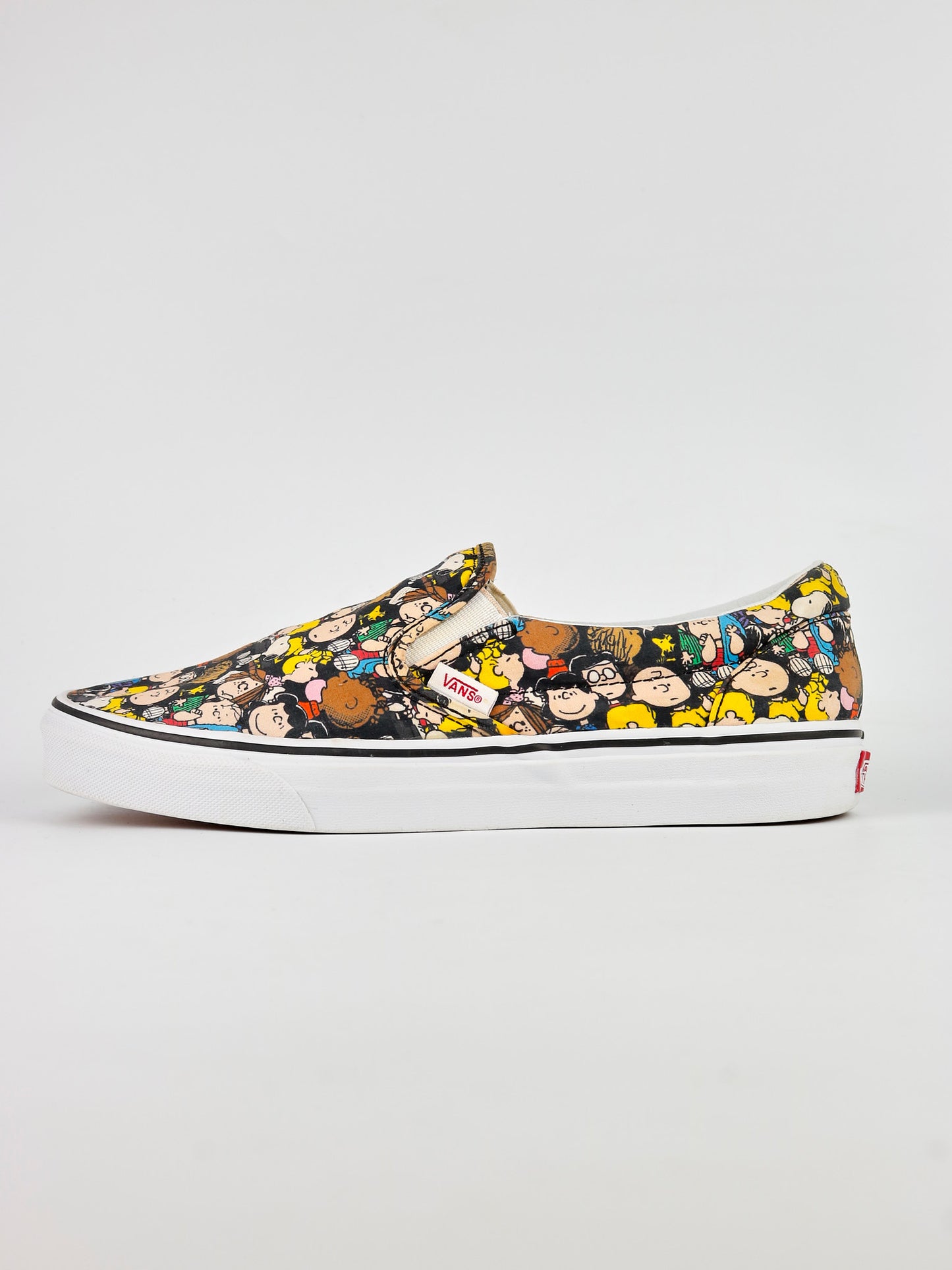 Vans Slip-on x Peanuts The Gang