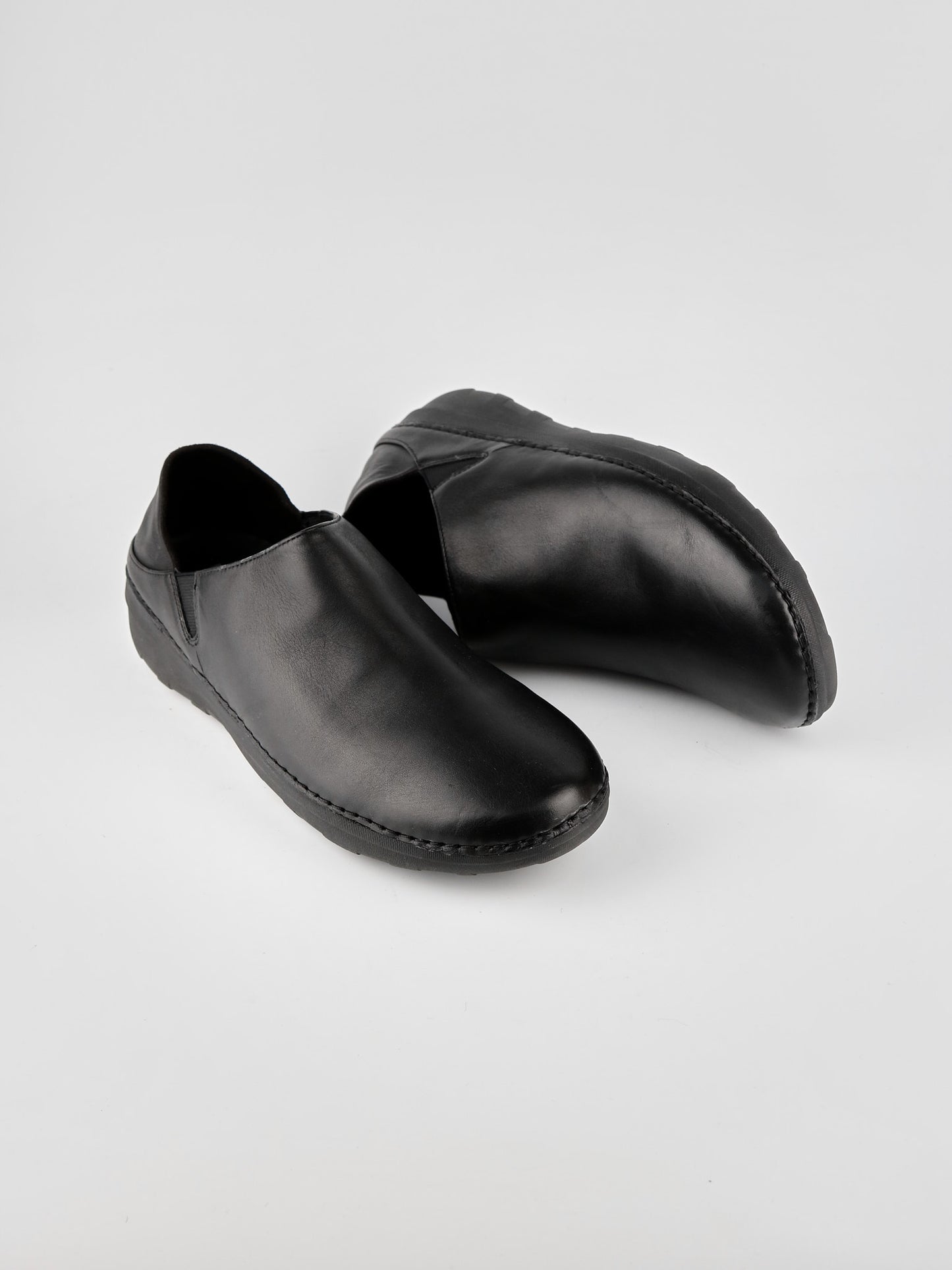 Wobbleboard FlipFlop Superloafer Black