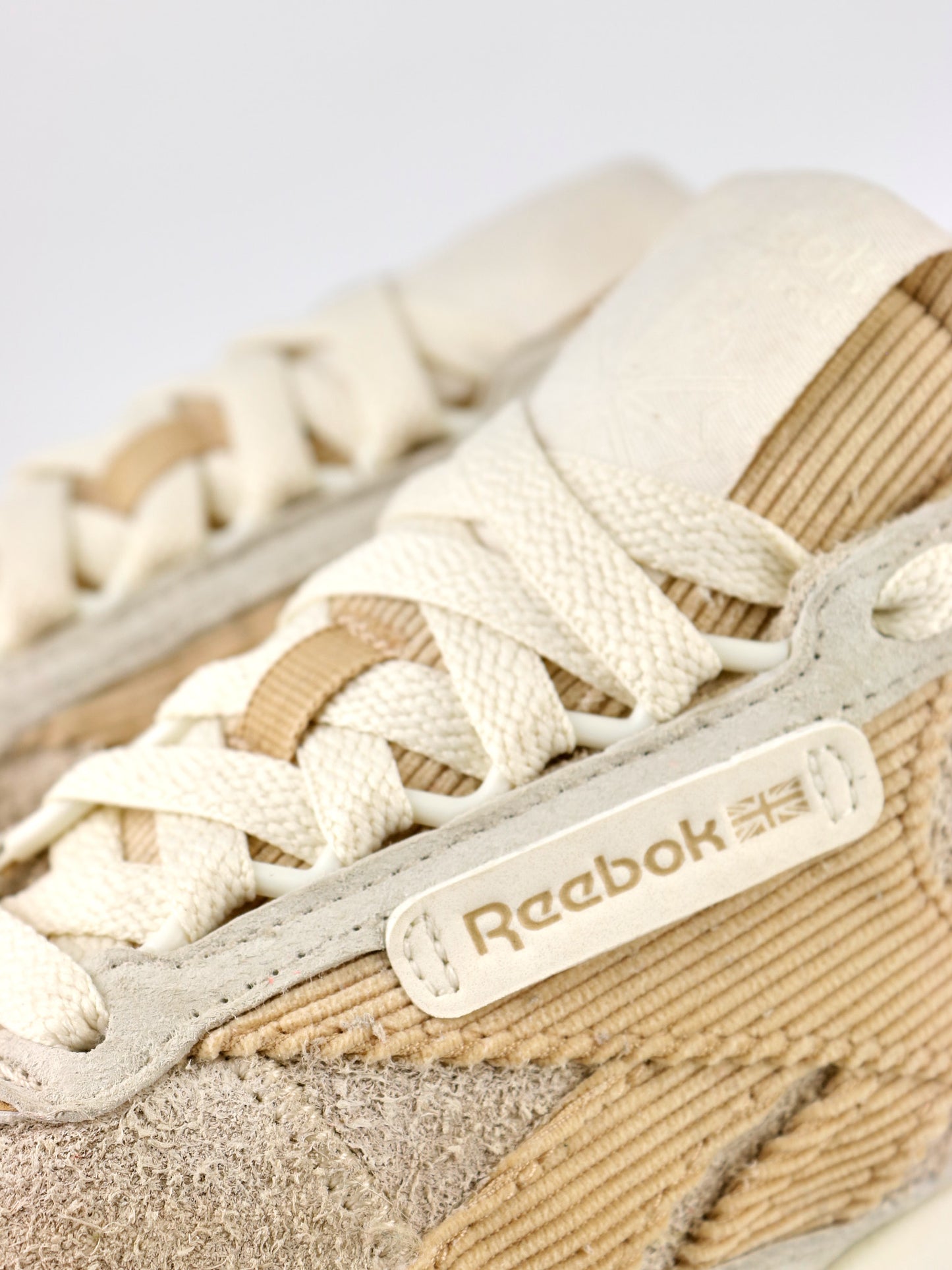 Reebok Classic Legacy Beige