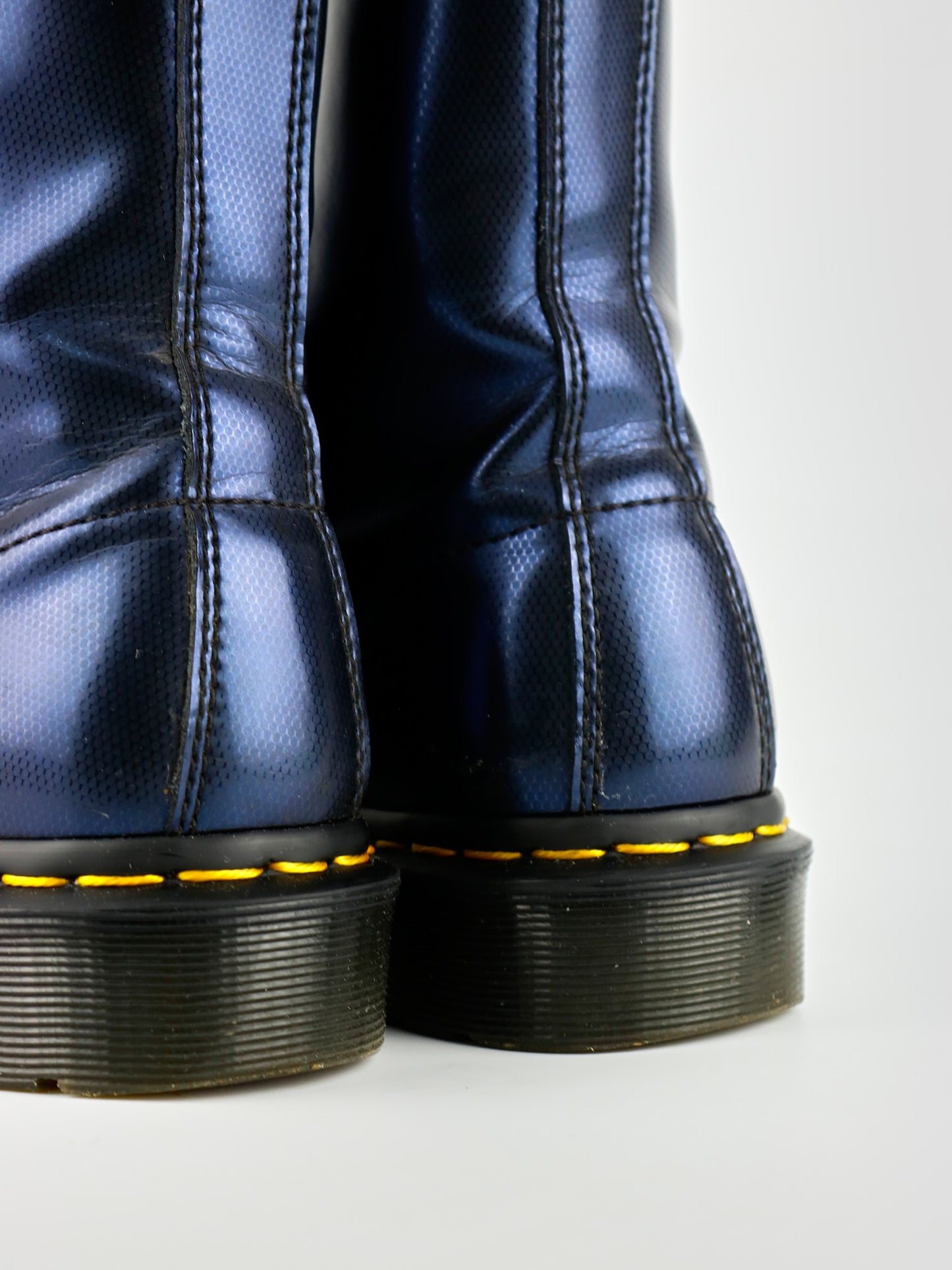 Dr. Martens 1460W Traced Metallic Honeycomb Blue