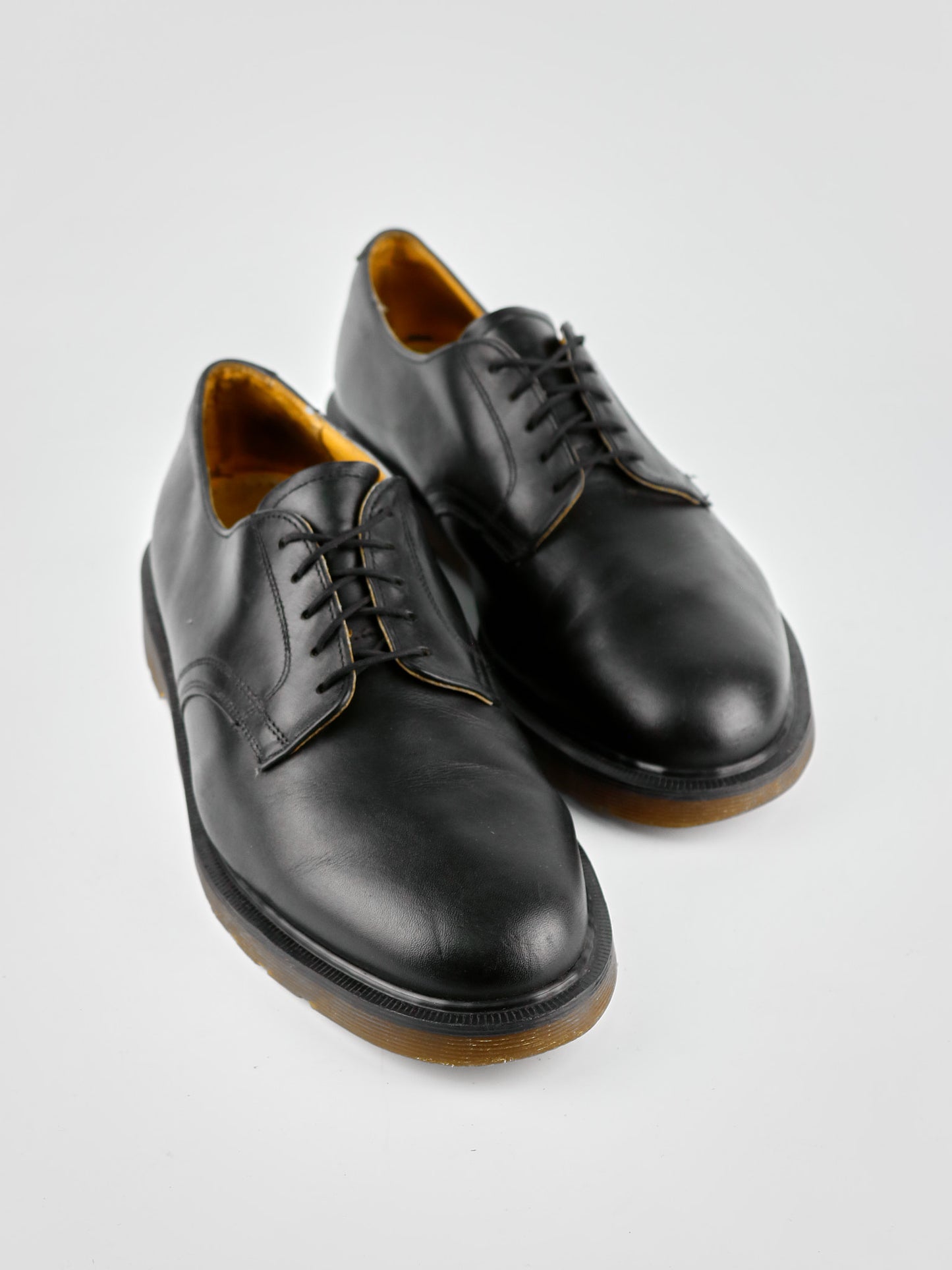 Dr. Martens AW501 Black Made in England