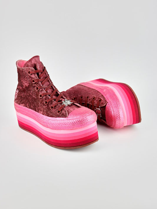 Converse x Miley Cyrus Platform Pink Velvet