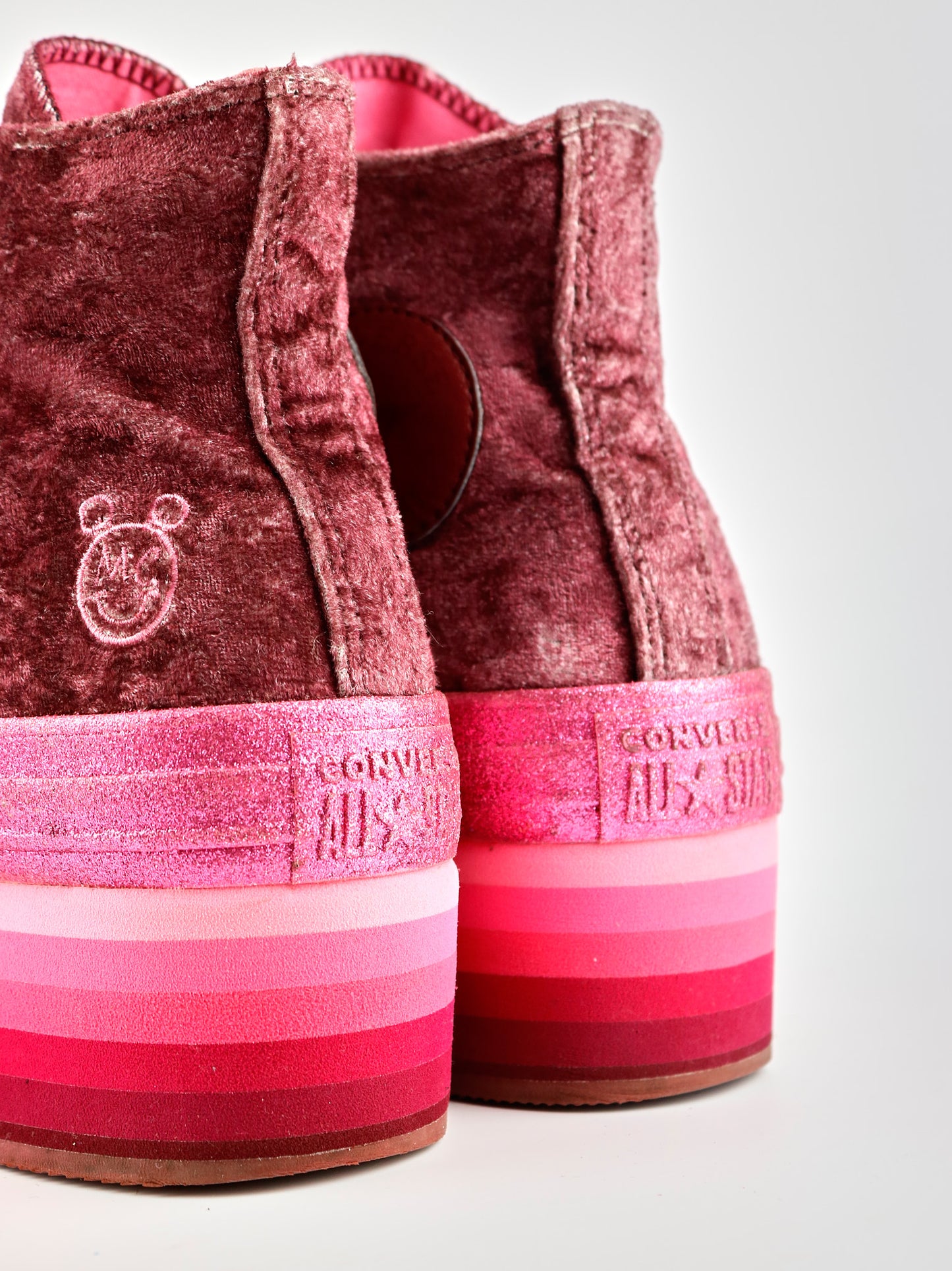 Converse x Miley Cyrus Platform Pink Velvet