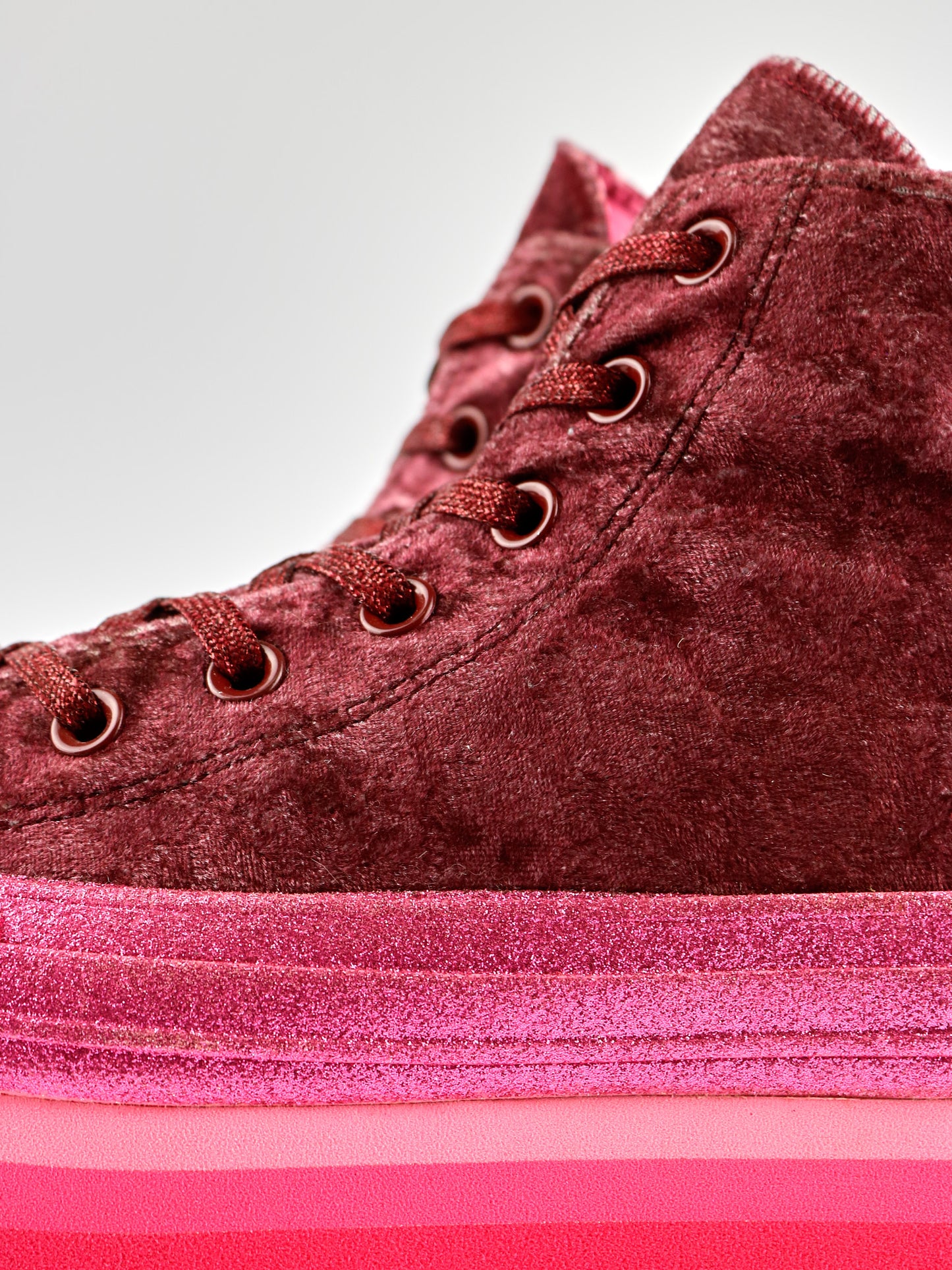 Converse x Miley Cyrus Platform Pink Velvet