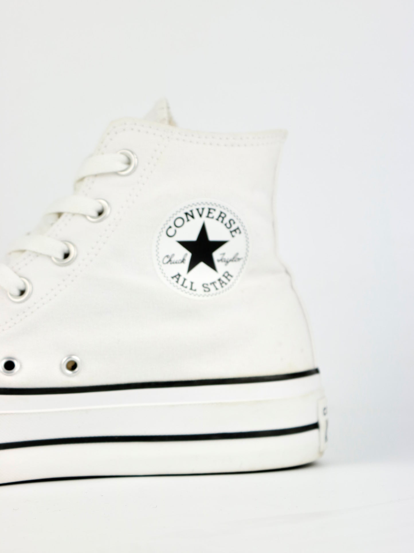 Converse Chuck Taylor Hi White Platform