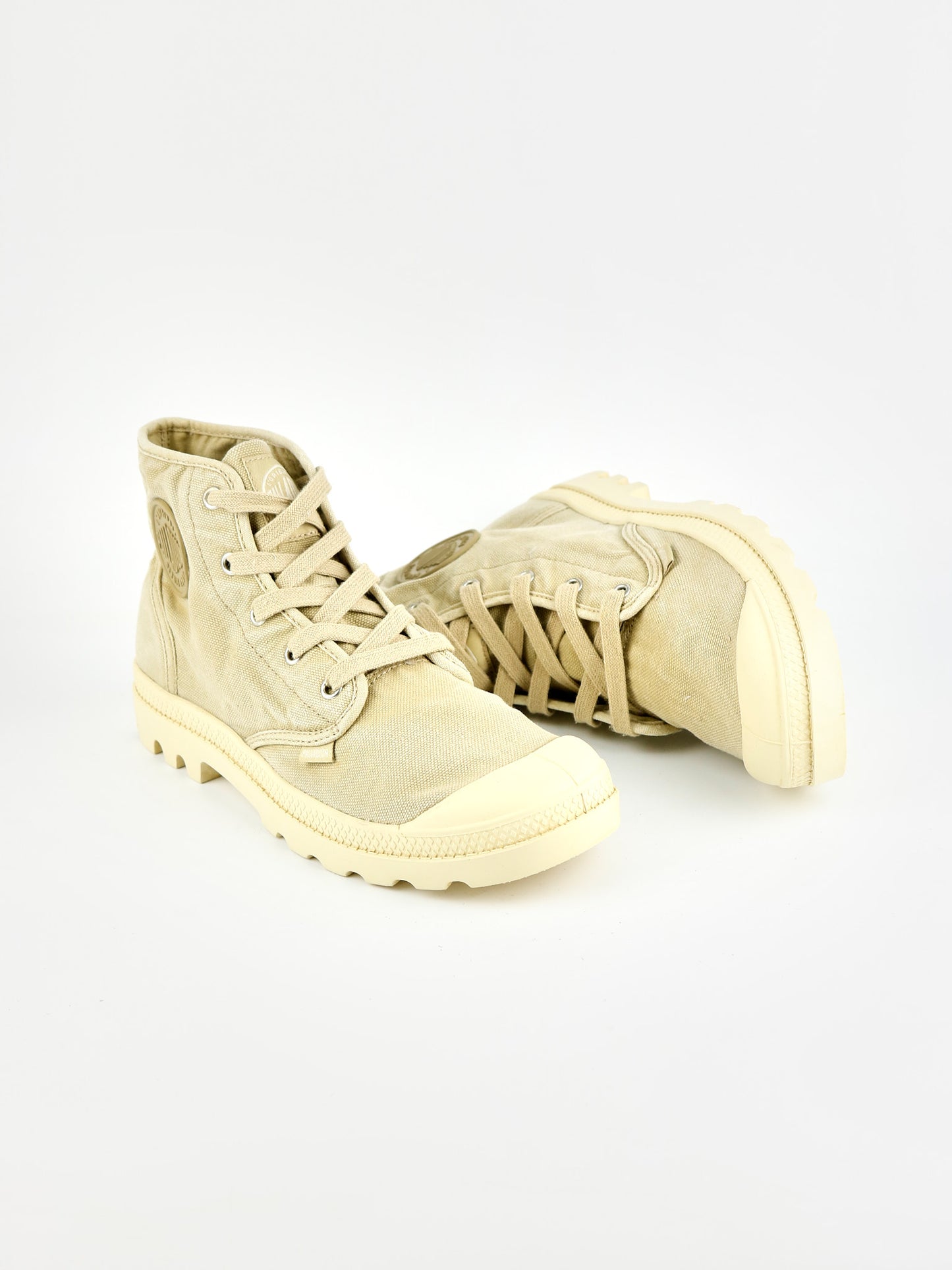 Palladium Pampa Hi Sand