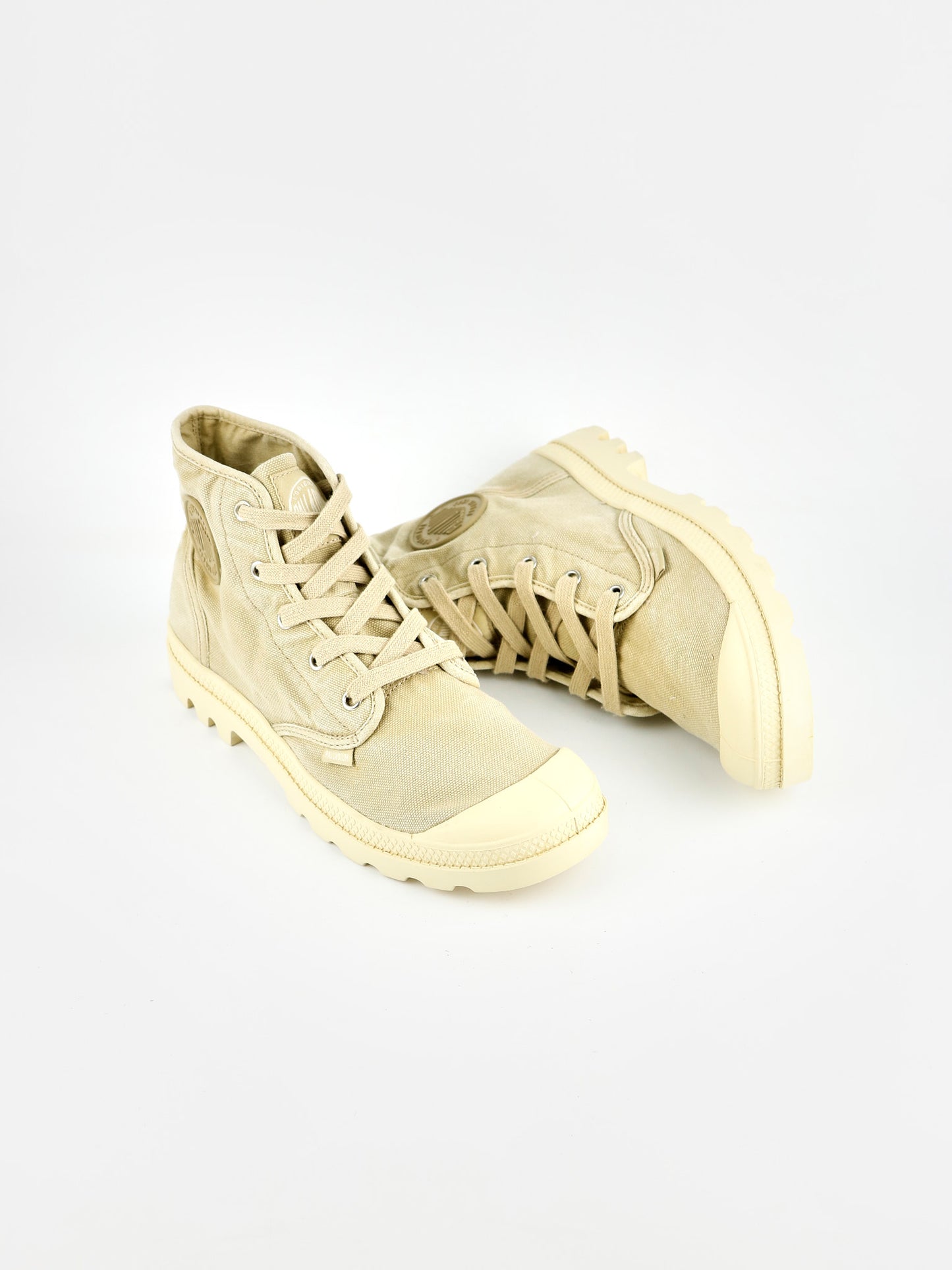 Palladium Pampa Hi Sand