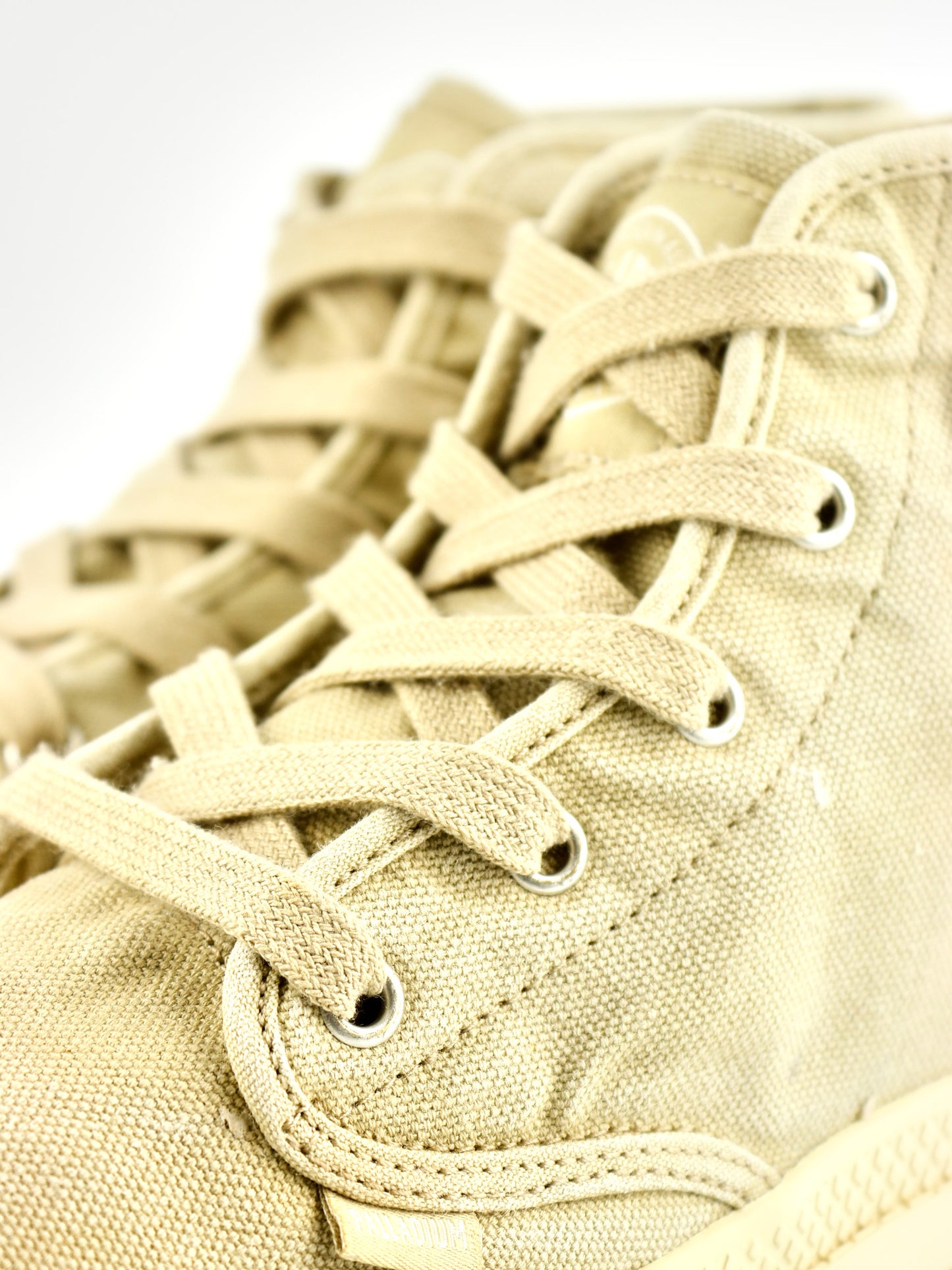 Palladium Pampa Hi Sand