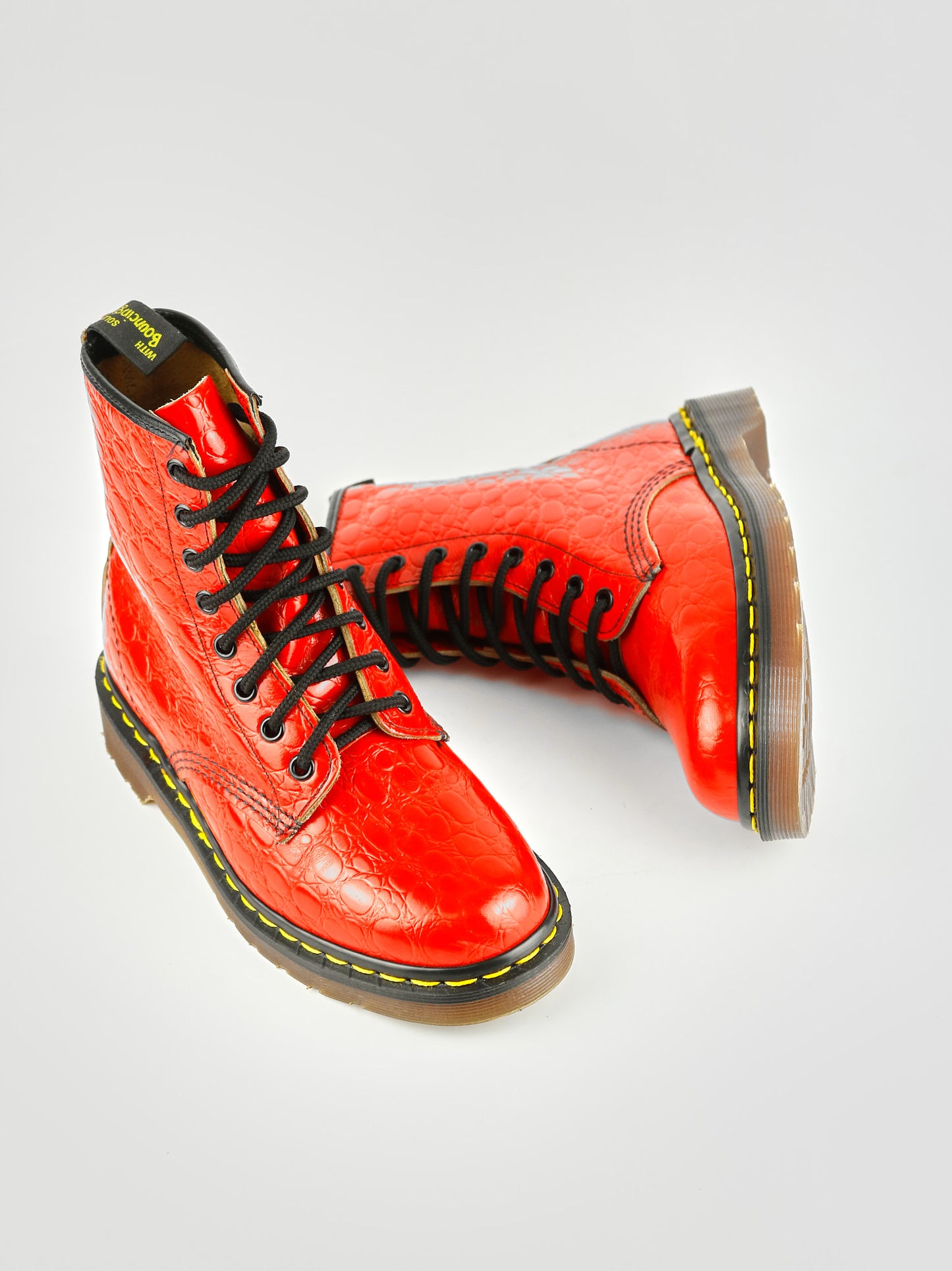 Dr. Martens 1460 Crocoskin Red