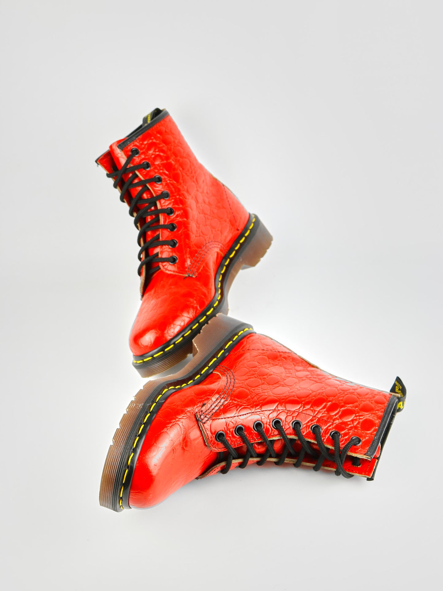 Dr. Martens 1460 Crocoskin Red