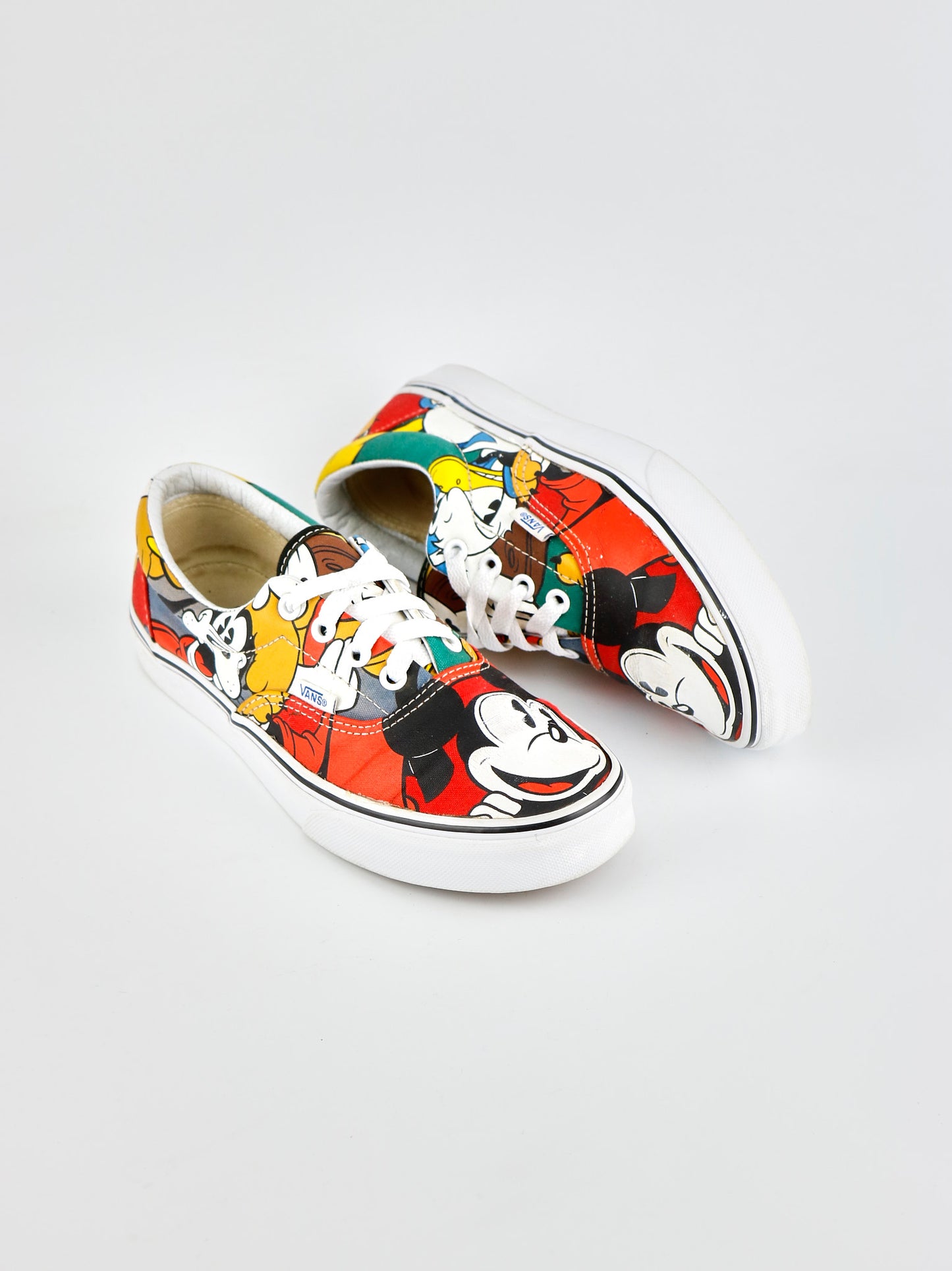 Vans Era Mickey And Friends Disney